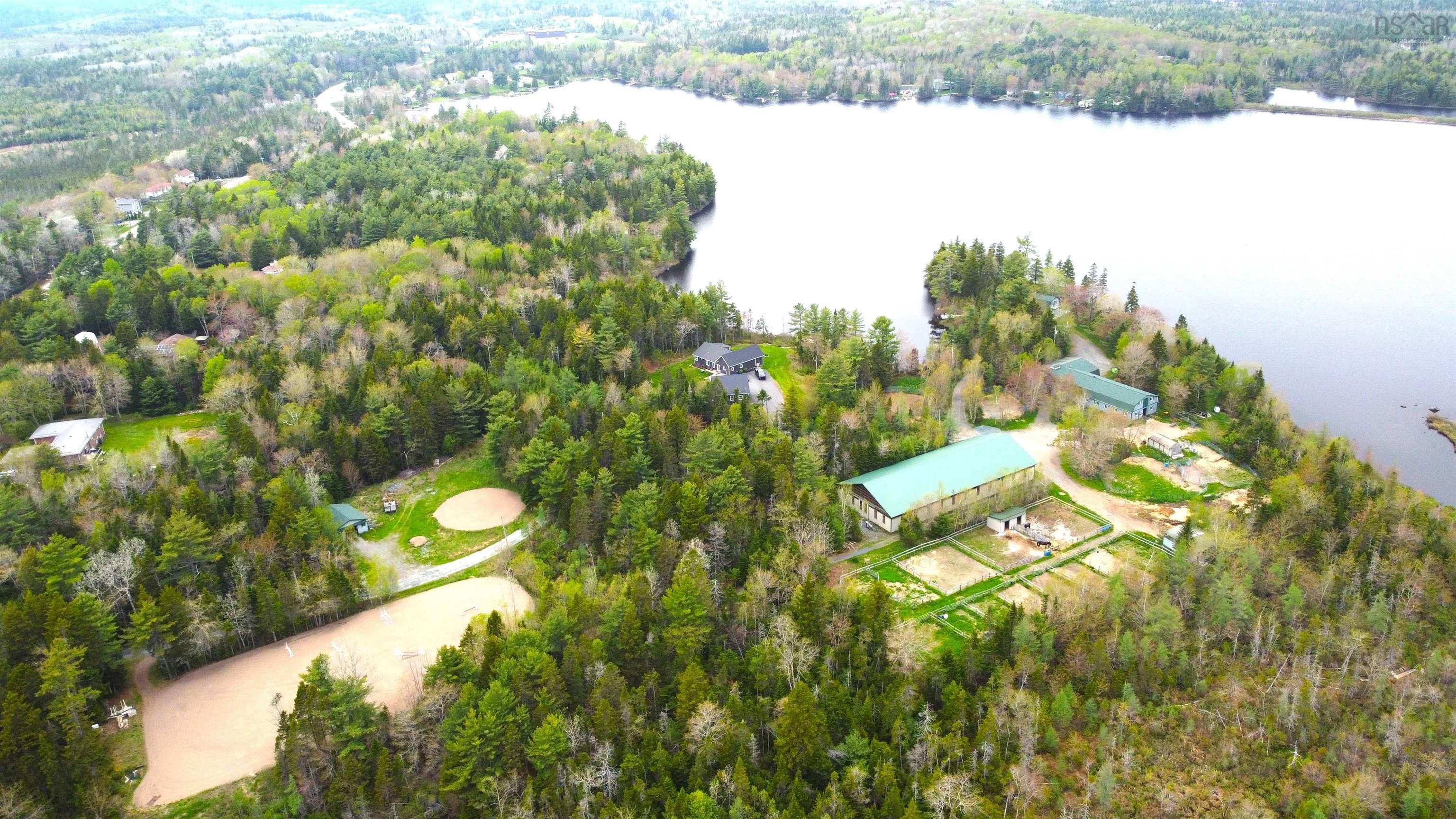 $1,250,000.00: 401 Highway 1, Mount Uniacke