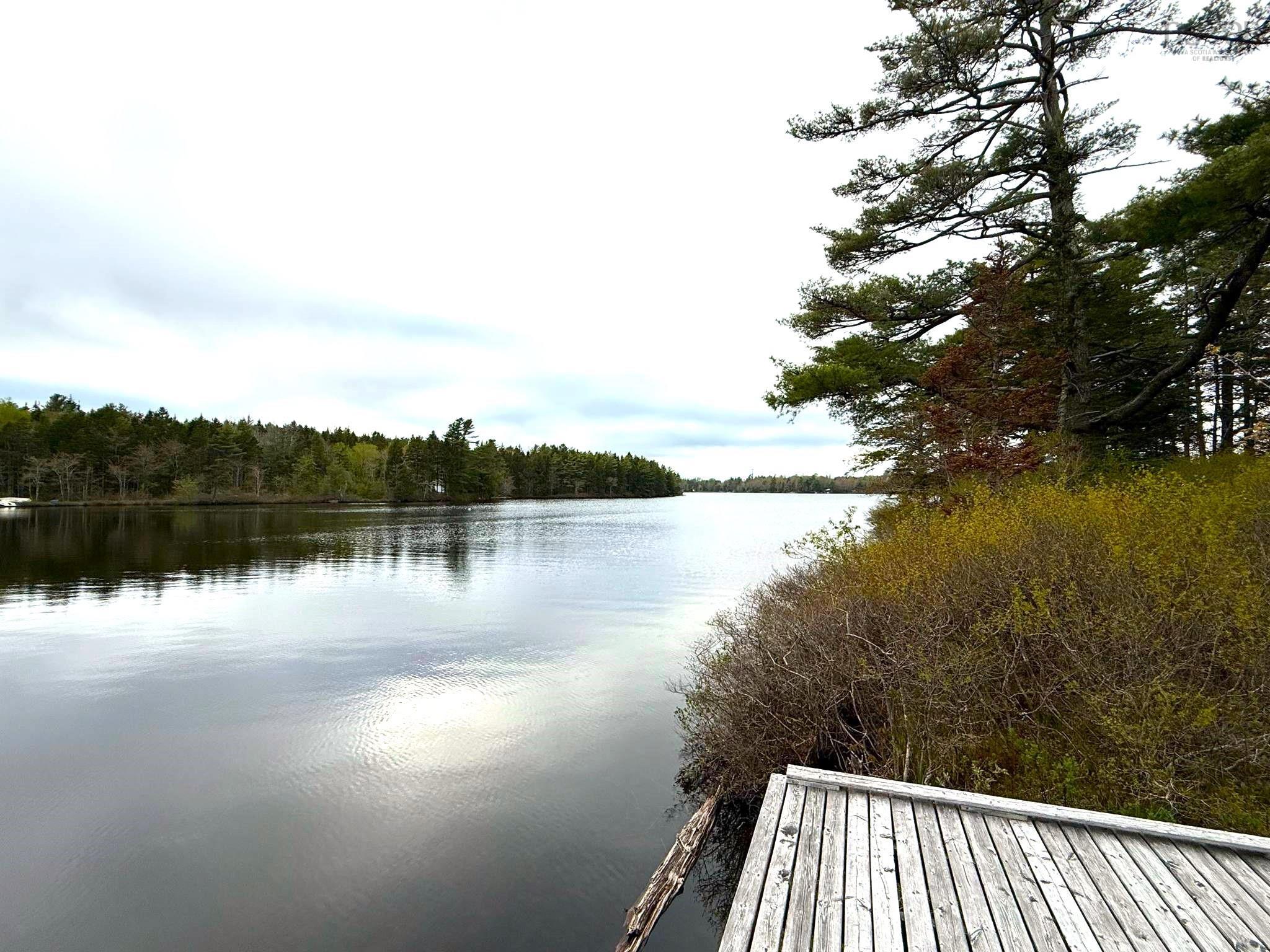 $1,250,000.00: 401 Highway 1, Mount Uniacke