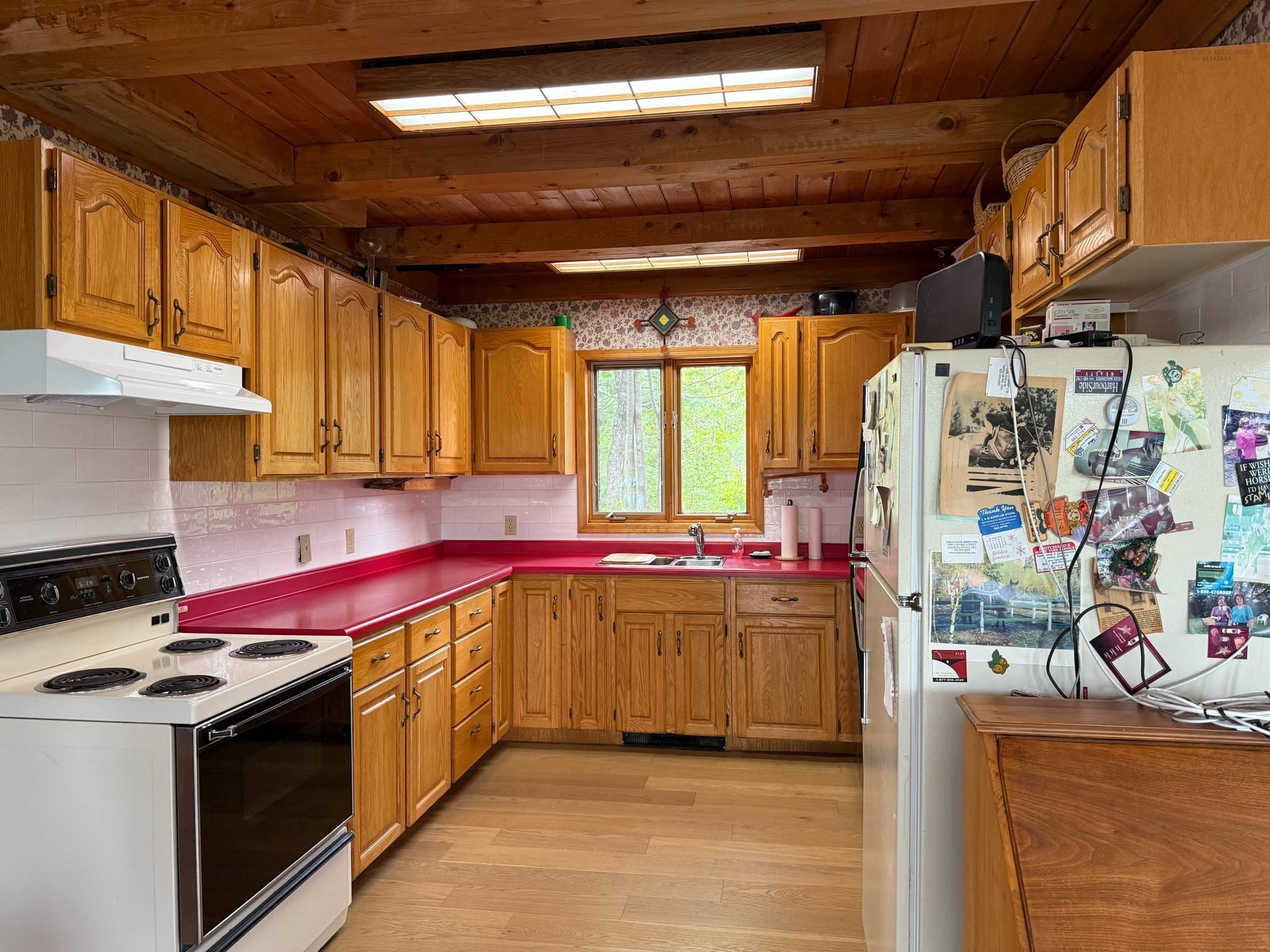 $1,250,000.00: 401 Highway 1, Mount Uniacke