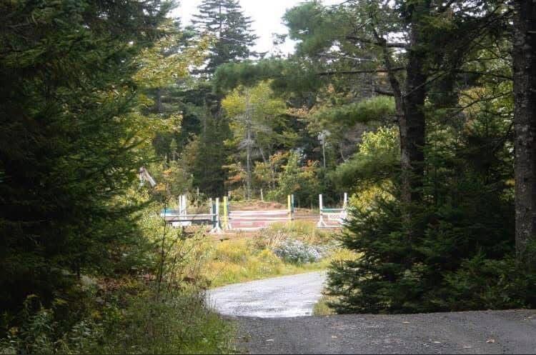 $1,250,000.00: 401 Highway 1, Mount Uniacke