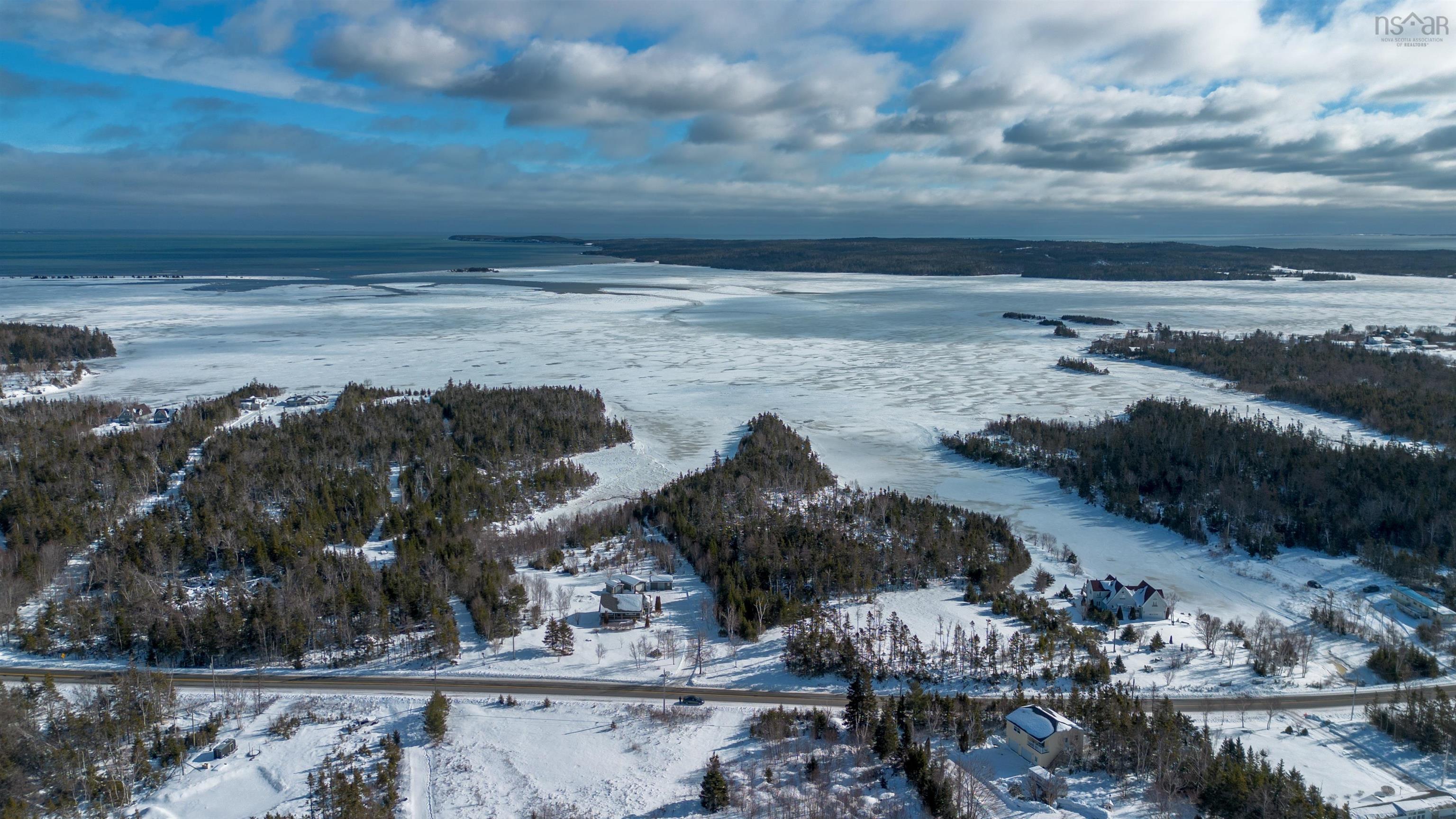 $149,000.00: 2023-1 0 255 Highway, Black Brook