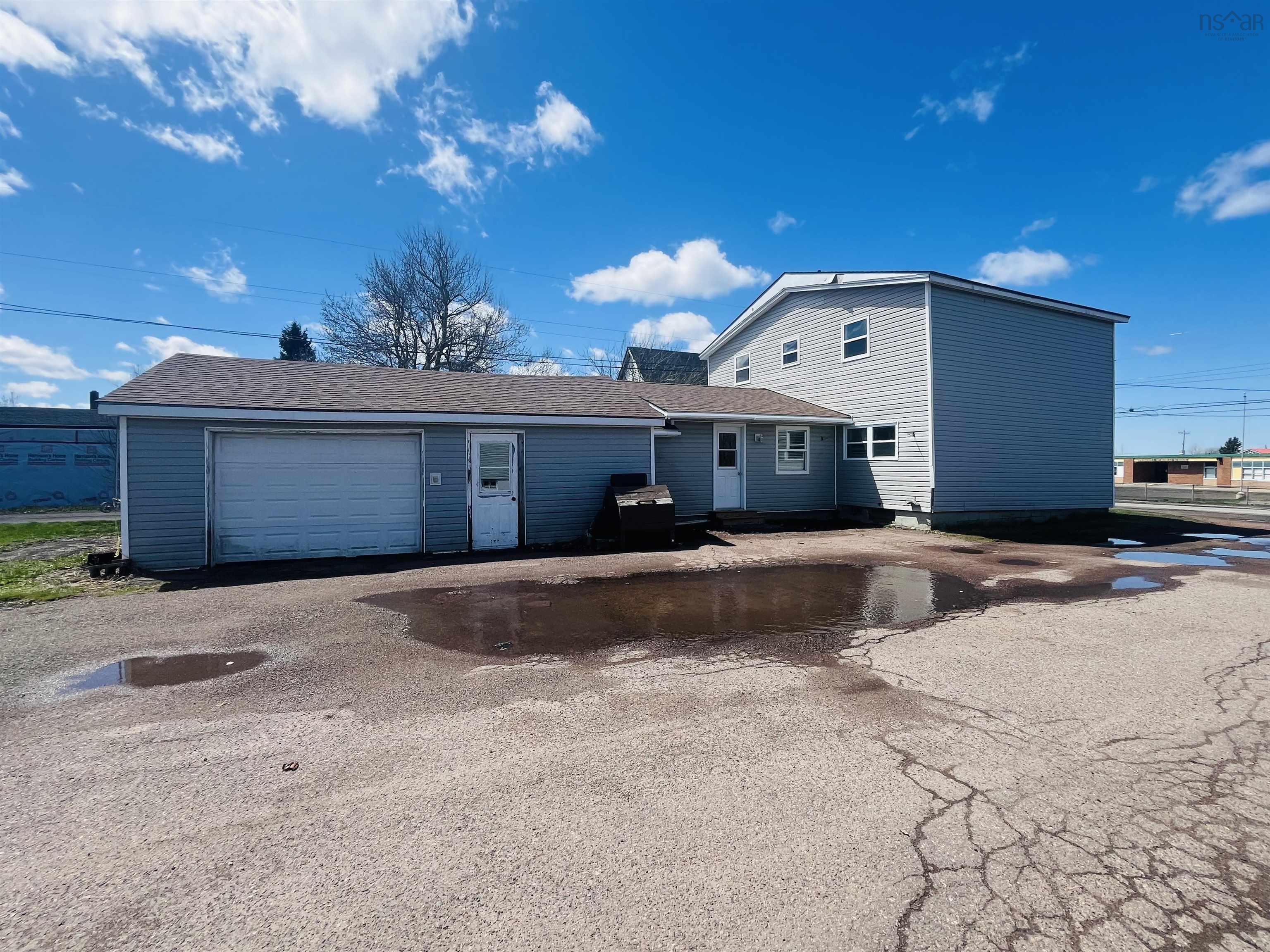 $180,000.00: 68 Mcgee Street, Springhill