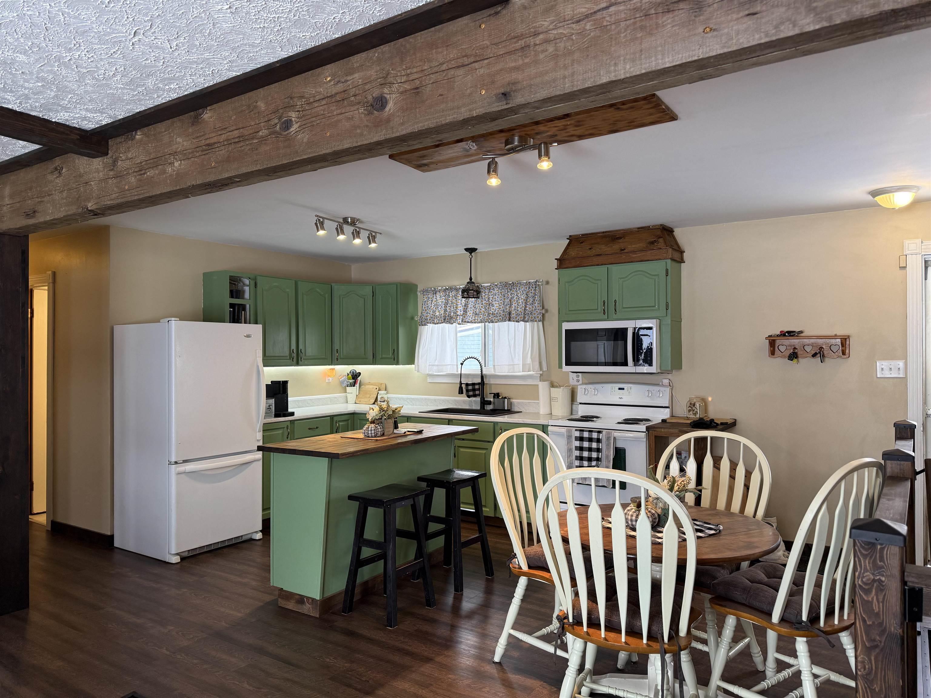 $349,900.00: 1668 Mackay Street, Westville