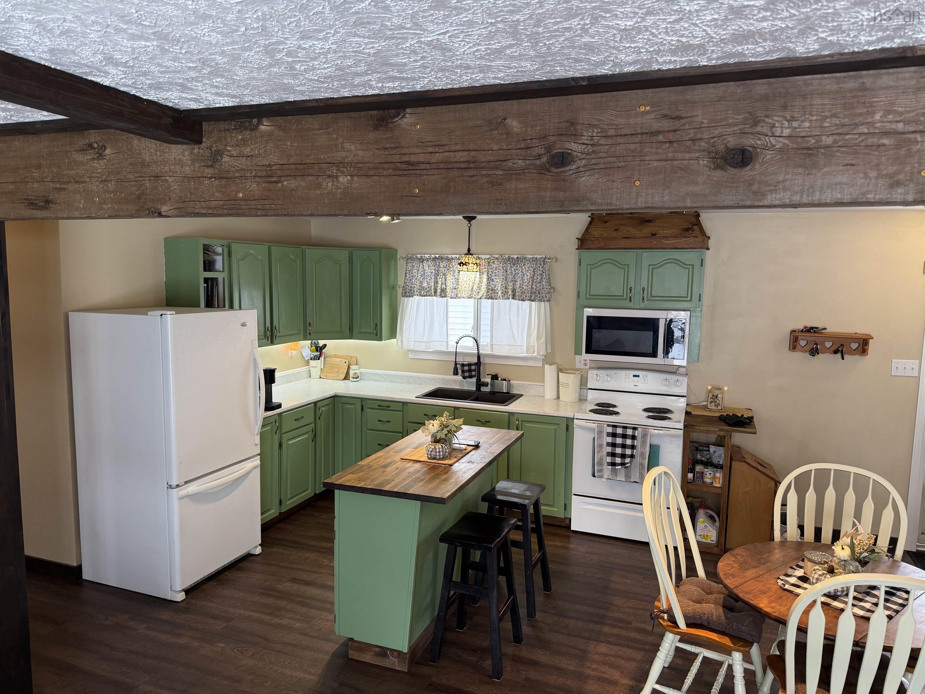 $349,900.00: 1668 Mackay Street, Westville