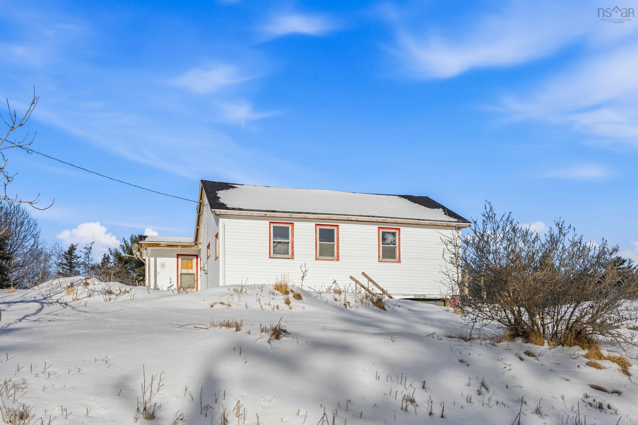 74 Old School Road, Upper Tantallon, NS (MLS 202602472)