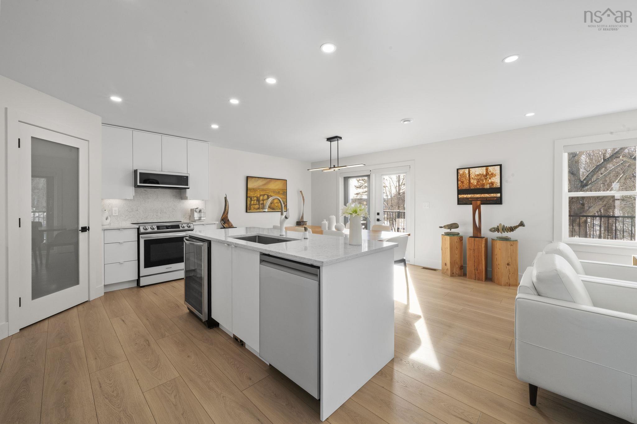 $949,000.00: 85 Steeple View Drive, Port Williams