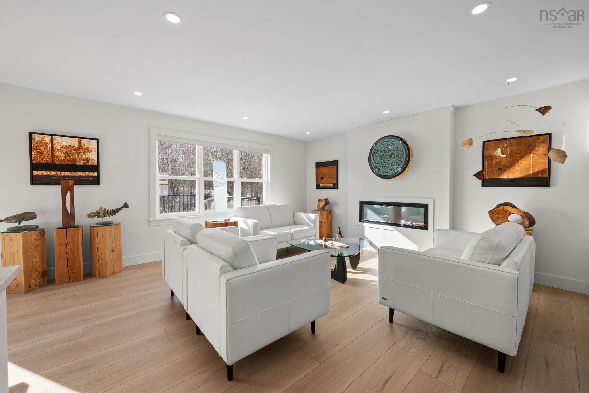 $949,000.00: 85 Steeple View Drive, Port Williams