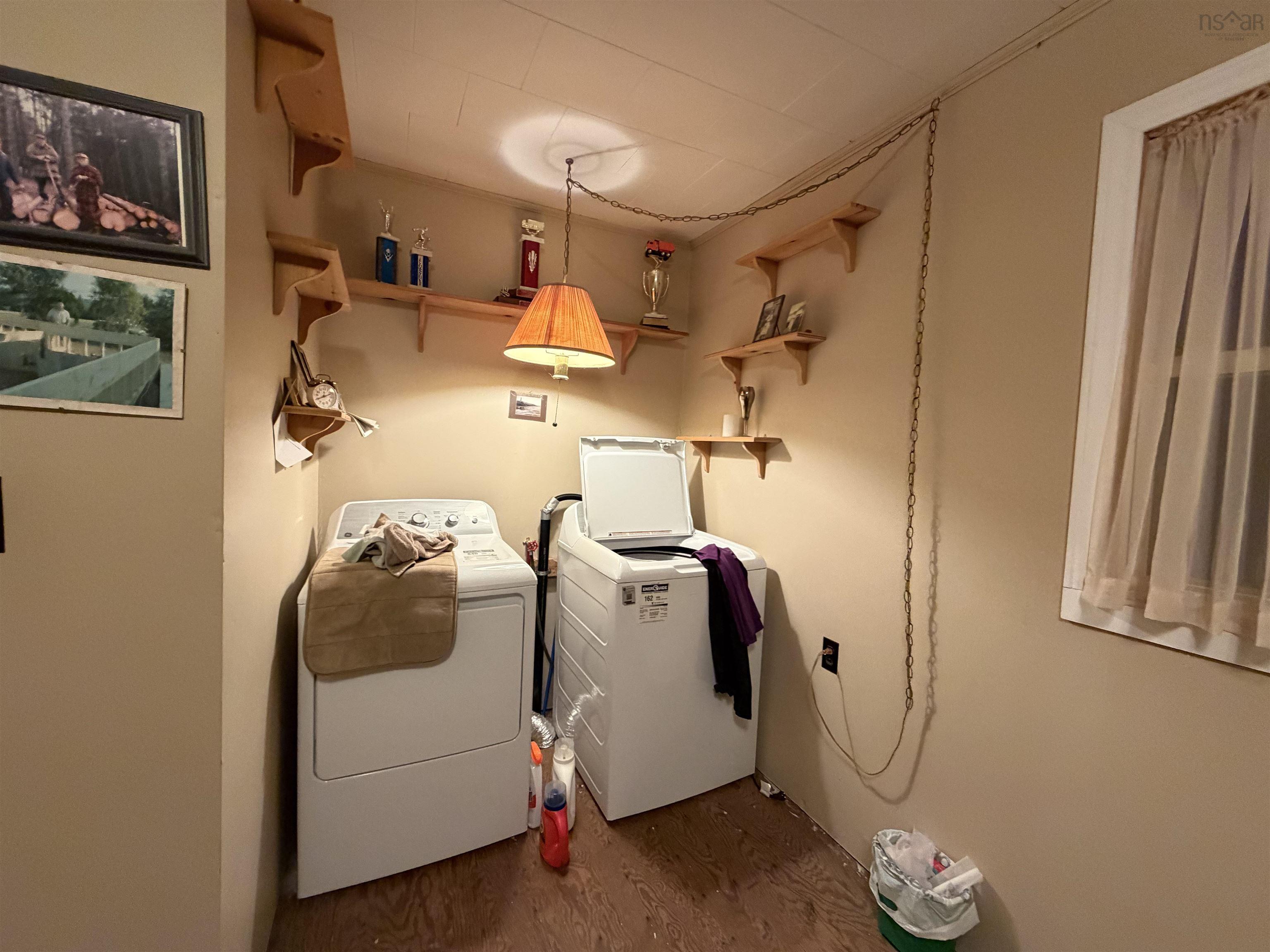 $264,900.00: 1109 Highway 236, South Maitland