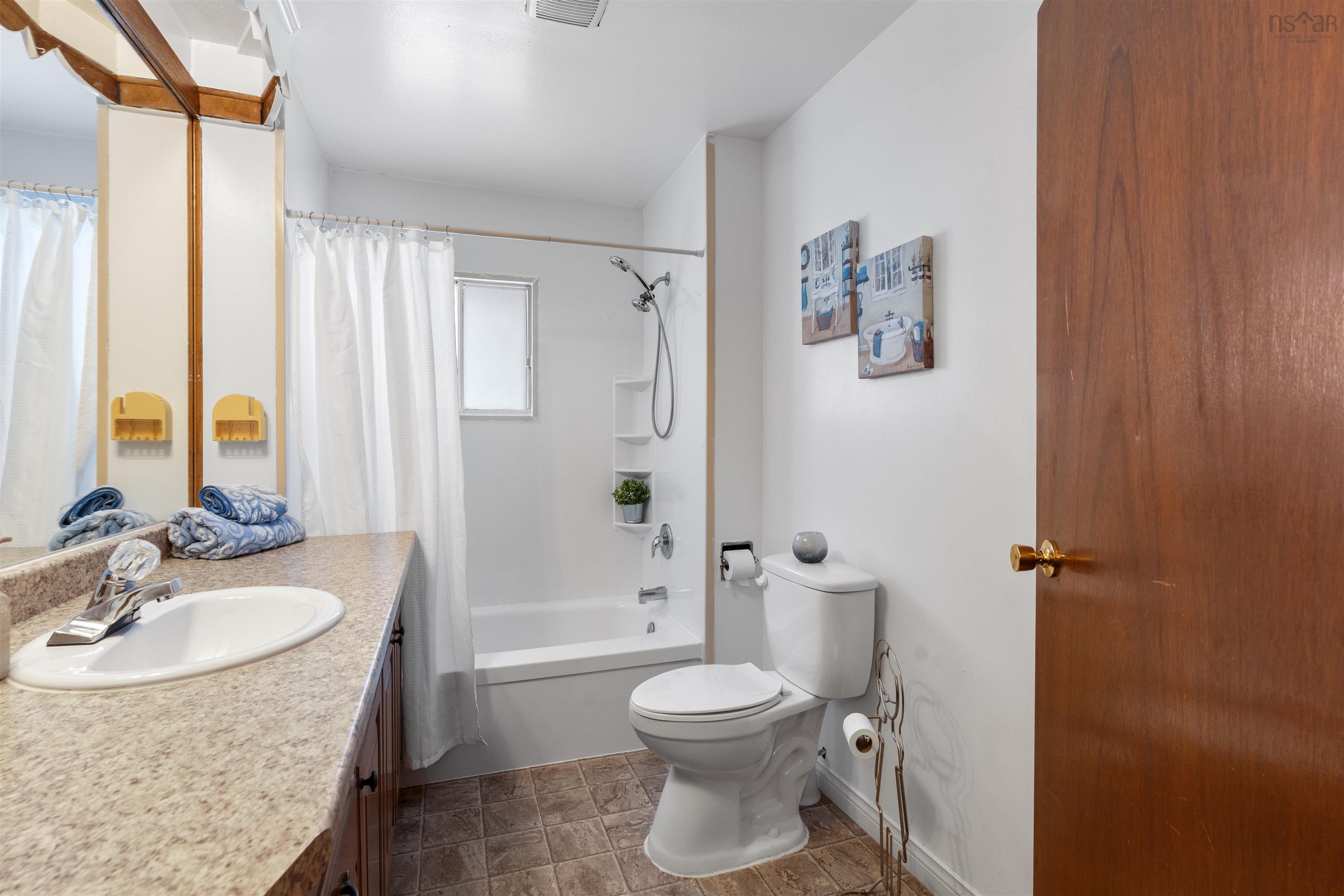 86 Theresa Court, Lake Echo, NS (MLS 202602485)