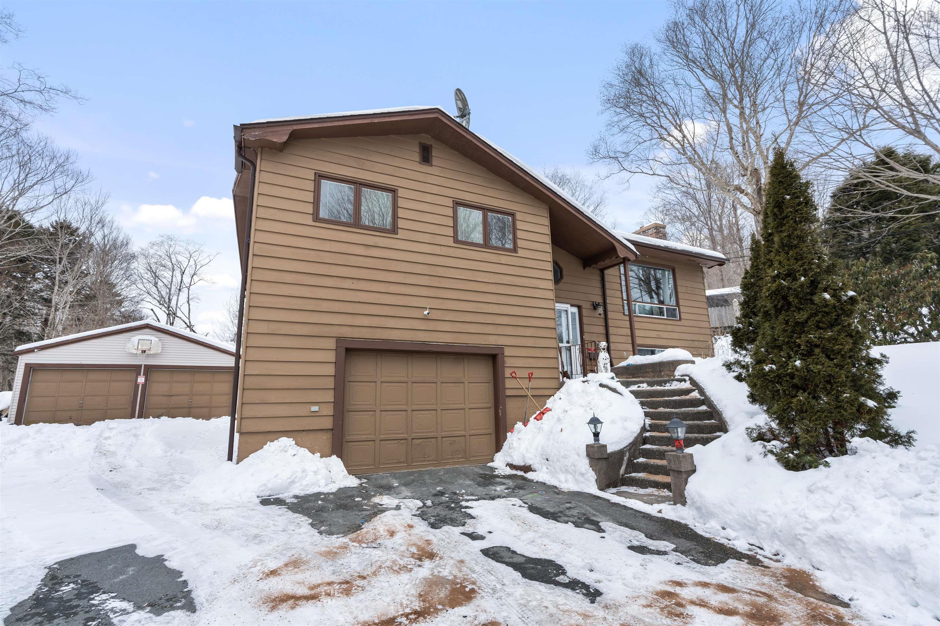 86 Theresa Court, Lake Echo, NS (MLS 202602485)