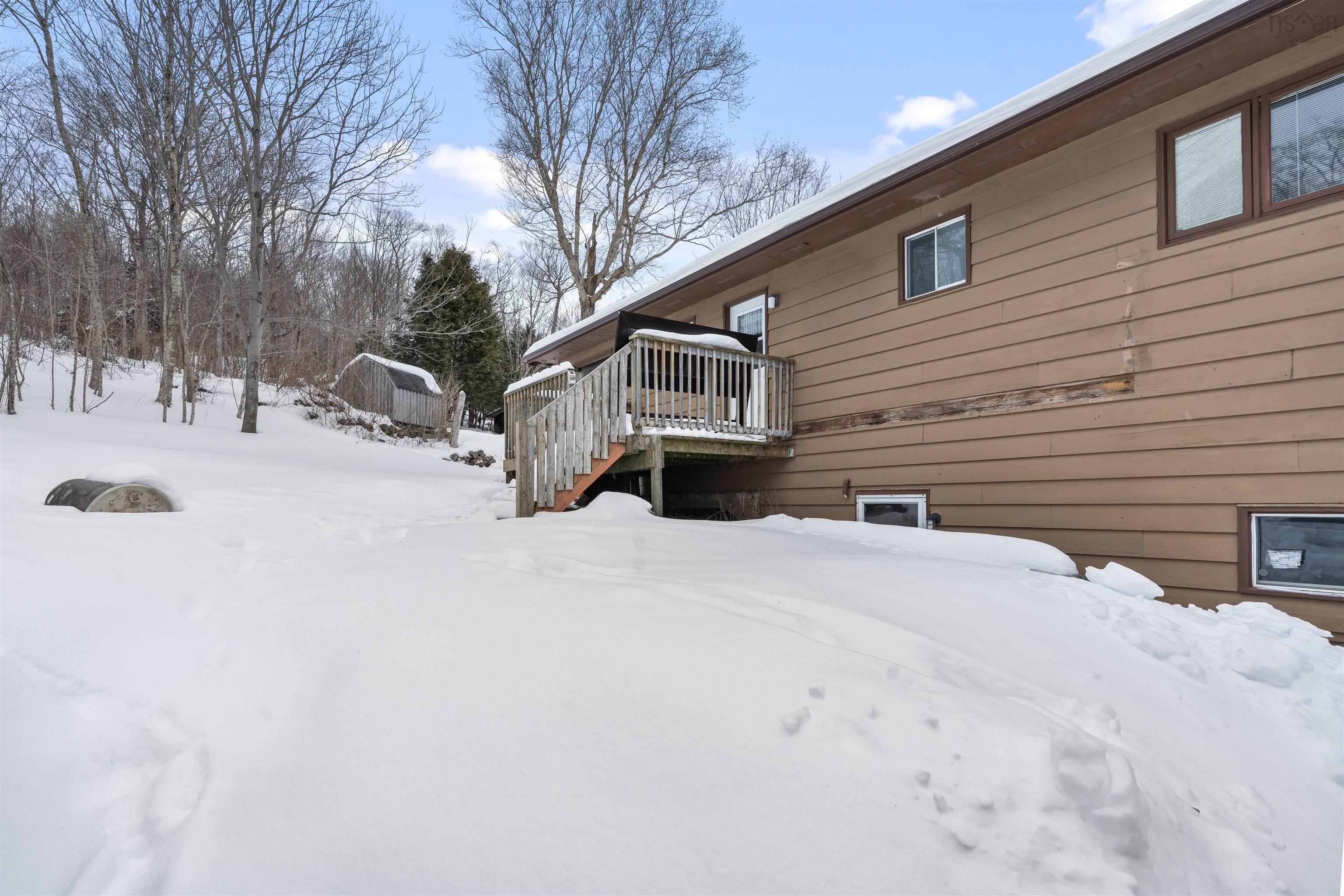 86 Theresa Court, Lake Echo, NS (MLS 202602485)