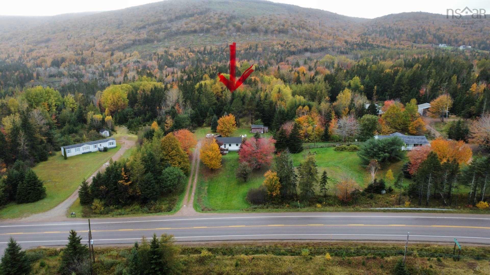 $320,000.00: 4057 105 Highway, Glendale