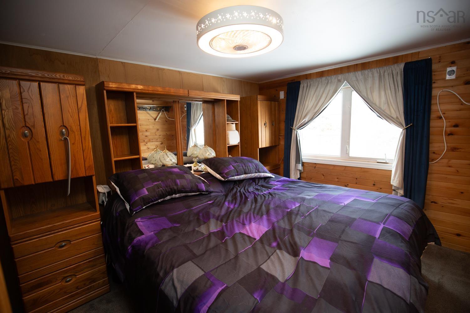 $499,000.00: 402 SMITH POINT Road, Fox Harbour