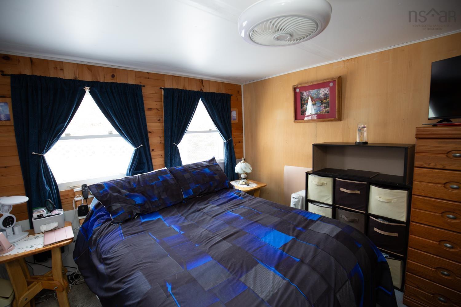 $499,000.00: 402 SMITH POINT Road, Fox Harbour