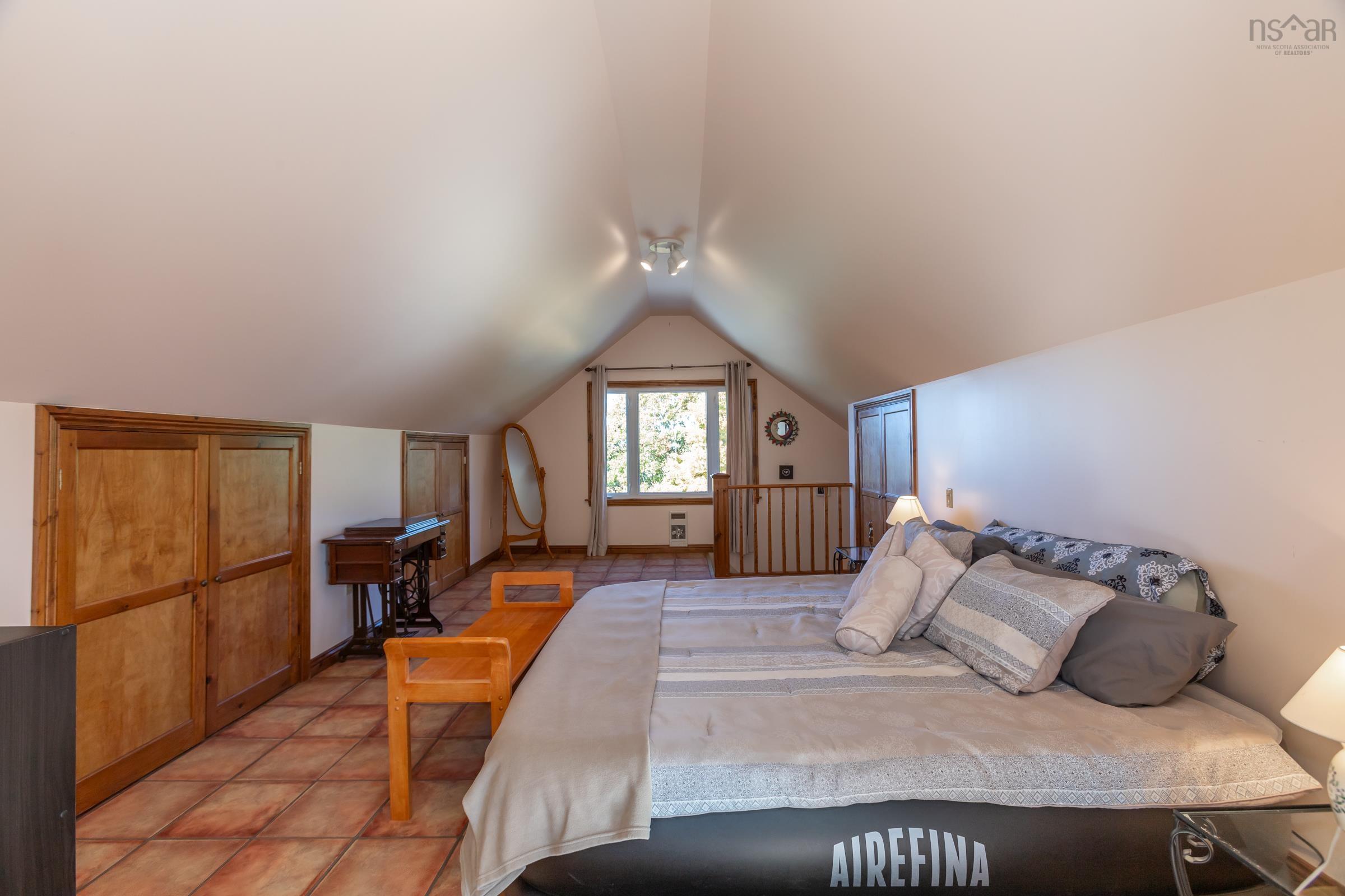 $899,000.00: 481 Chute Road, Bear River