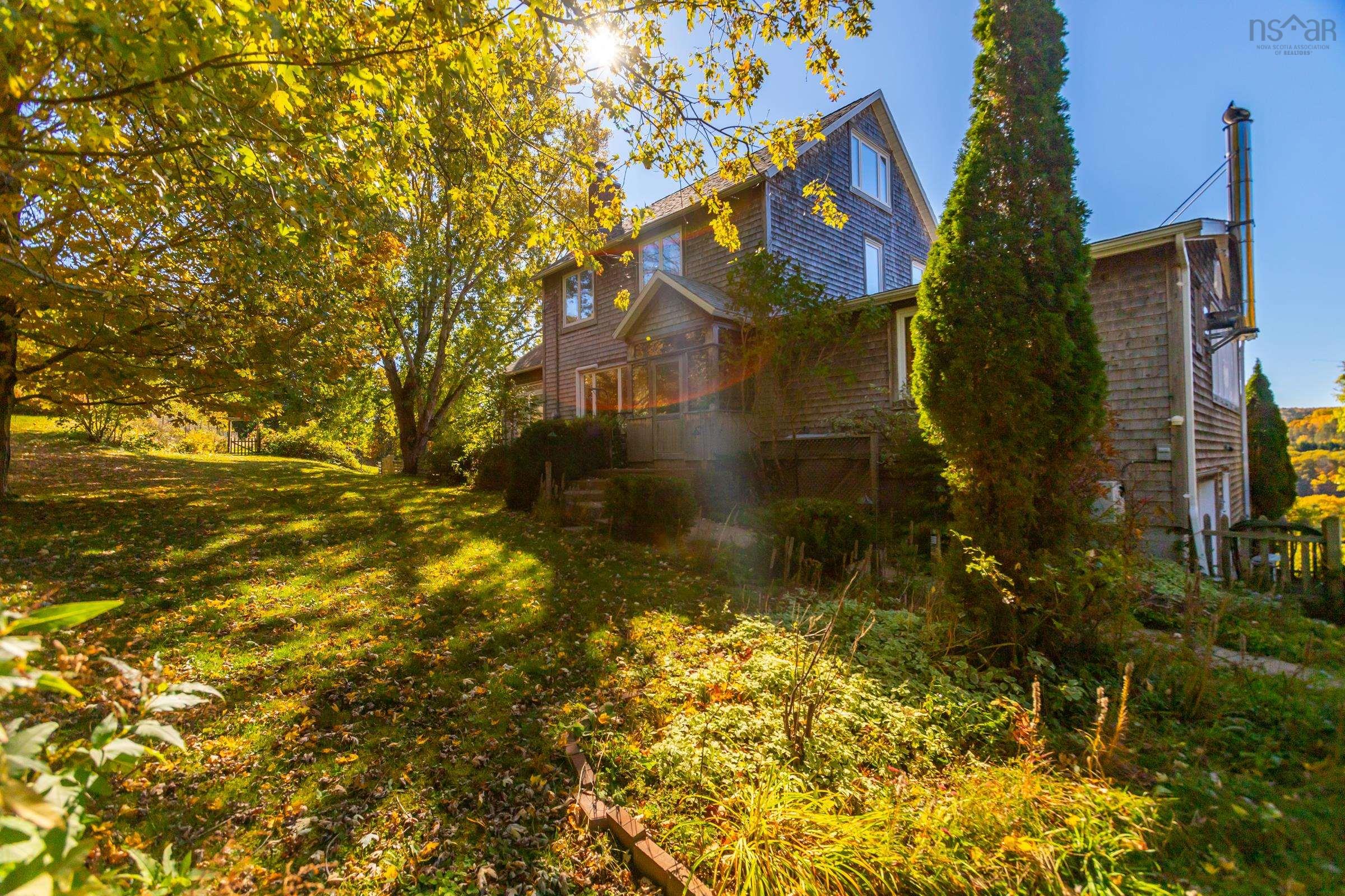 $899,000.00: 481 Chute Road, Bear River