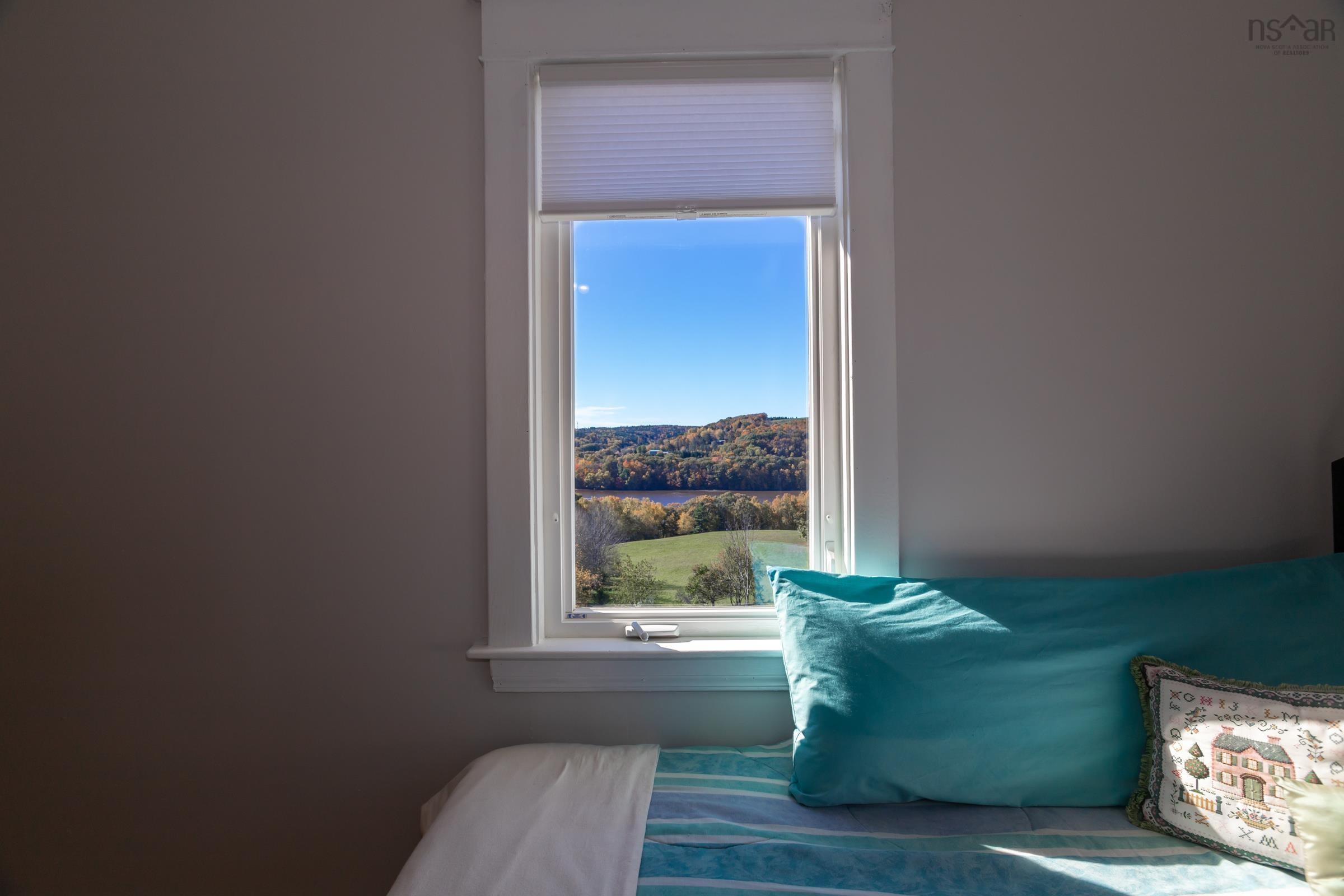 $899,000.00: 481 Chute Road, Bear River