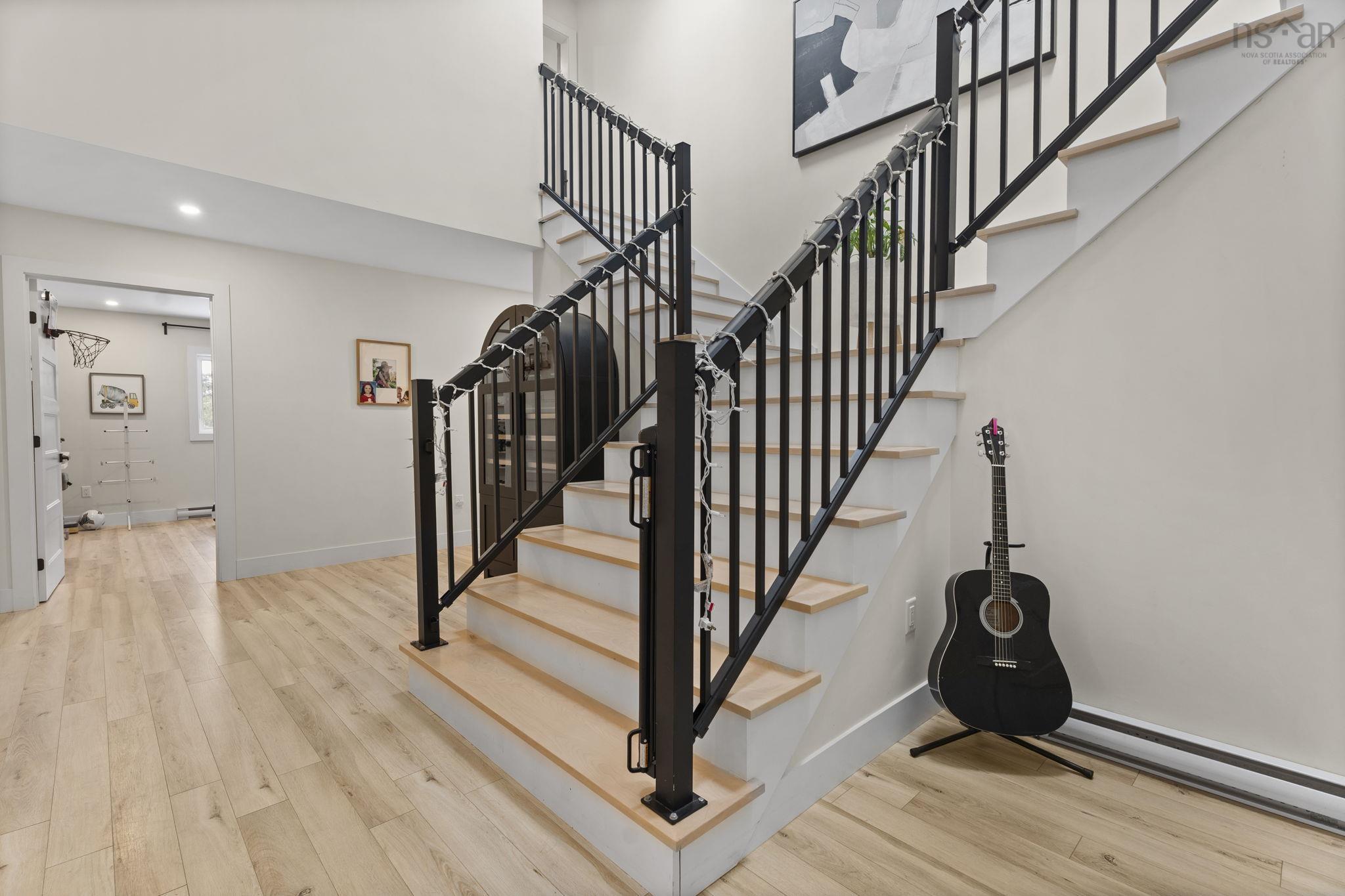 $899,900.00: 20 Sunview Crescent, East Uniacke