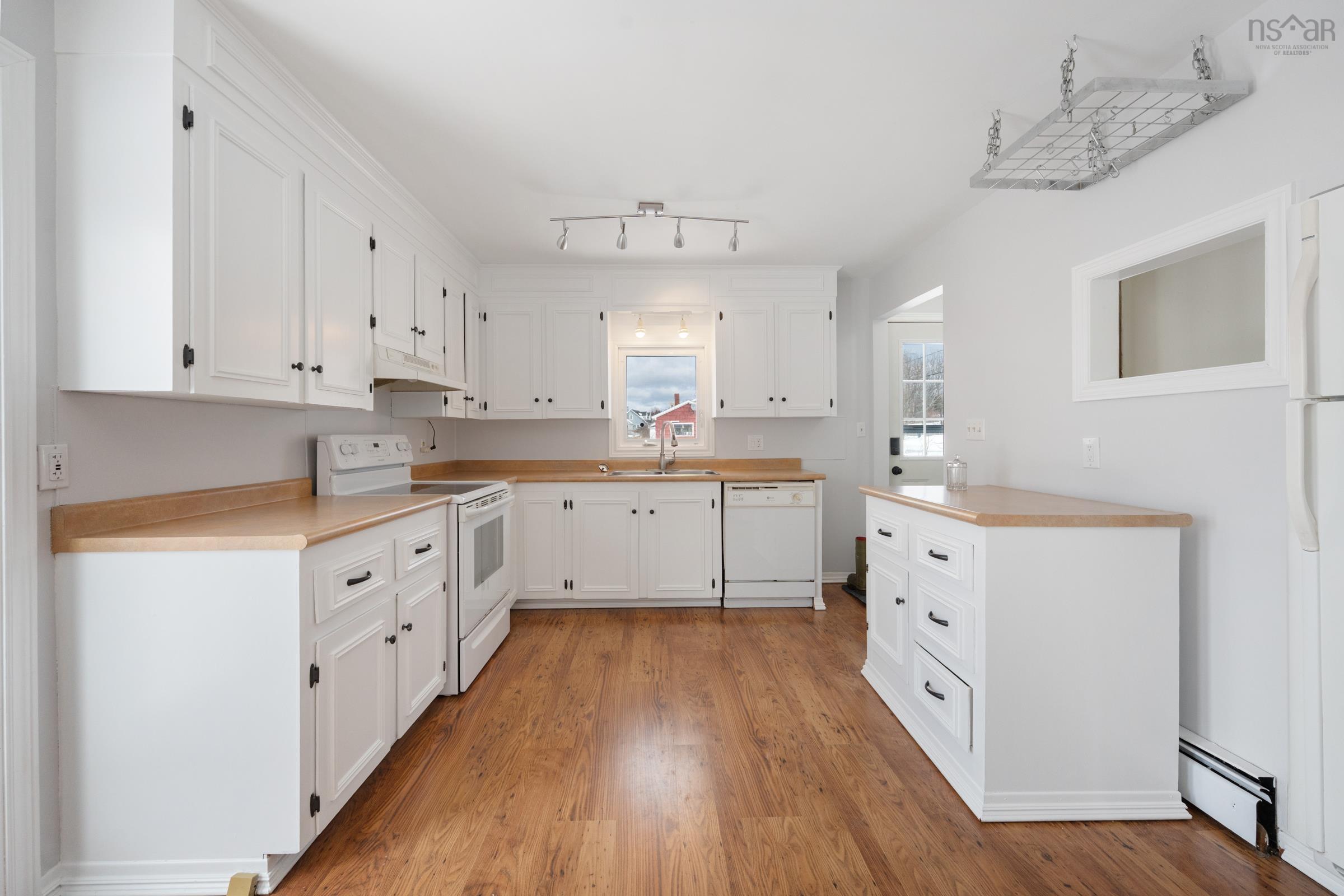 $289,000.00: 8441 Hwy 101, Brighton