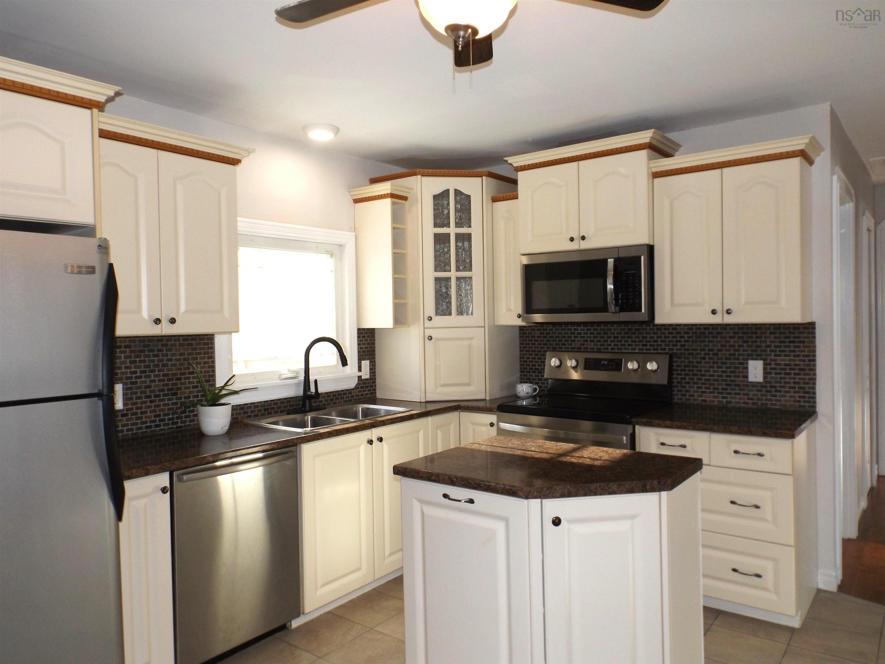 163 Quaker Crescent, Lower Sackville, NS (MLS 202602533)