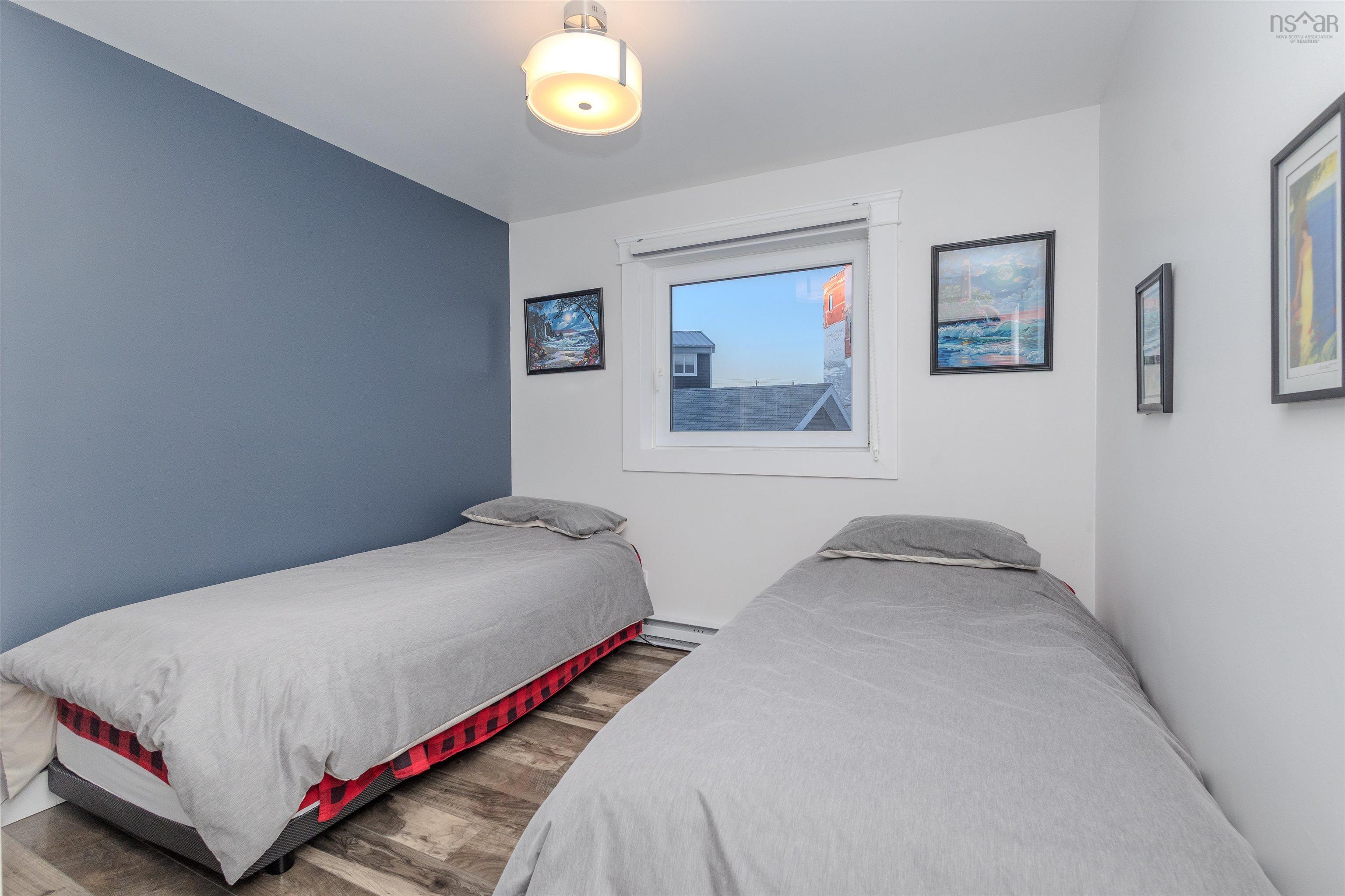 $499,999.00: 100 Ocean Avenue, Glace Bay