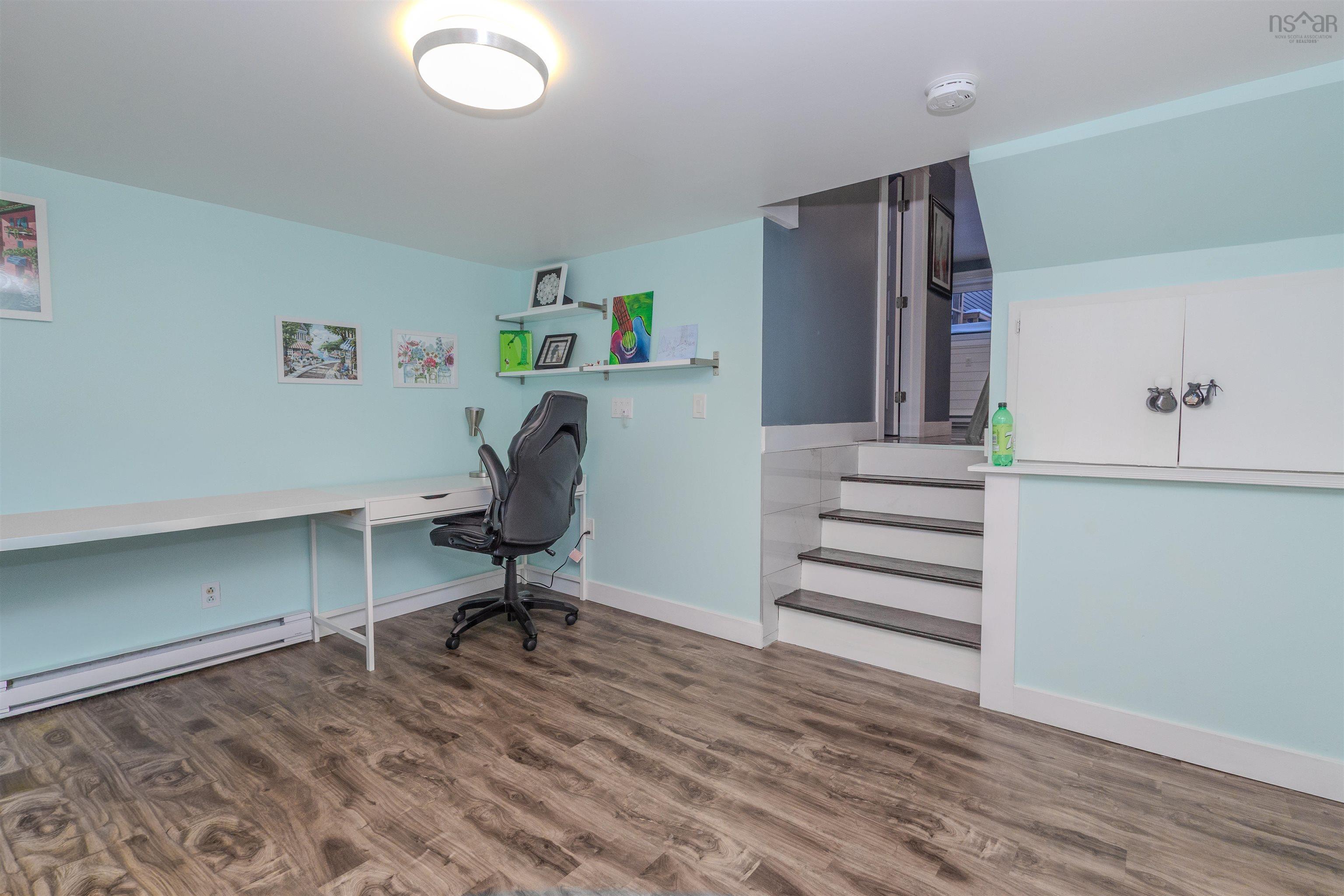 $499,999.00: 100 Ocean Avenue, Glace Bay