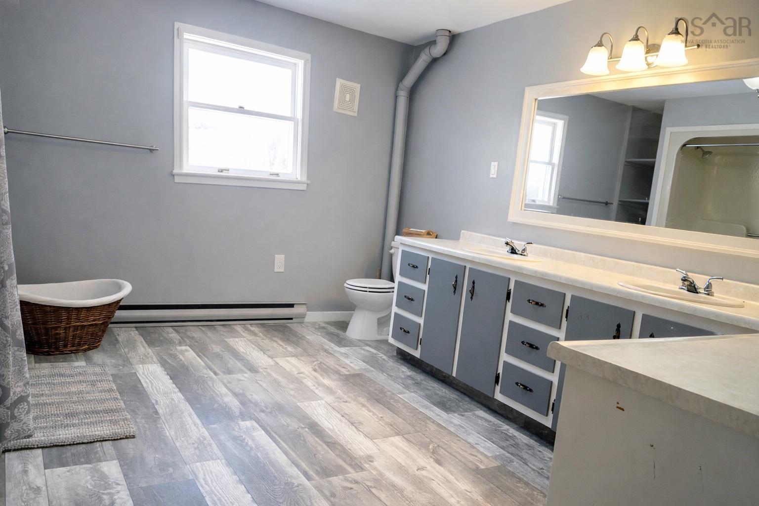 $374,999.00: 42 Birchtown Hill Road, Birchtown