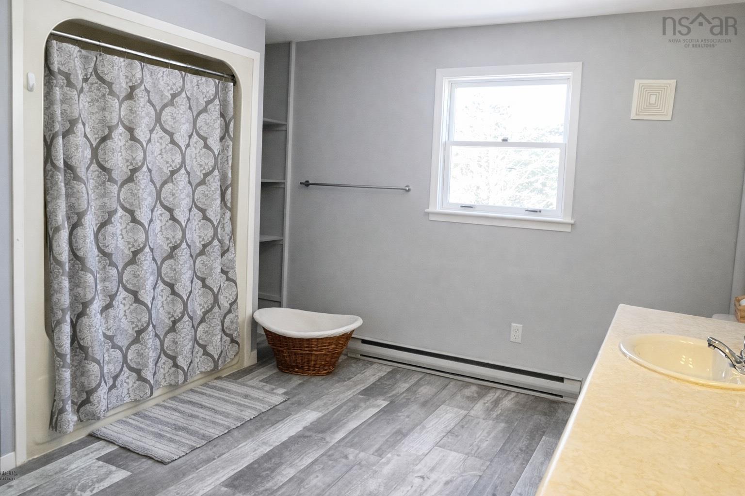 $374,999.00: 42 Birchtown Hill Road, Birchtown