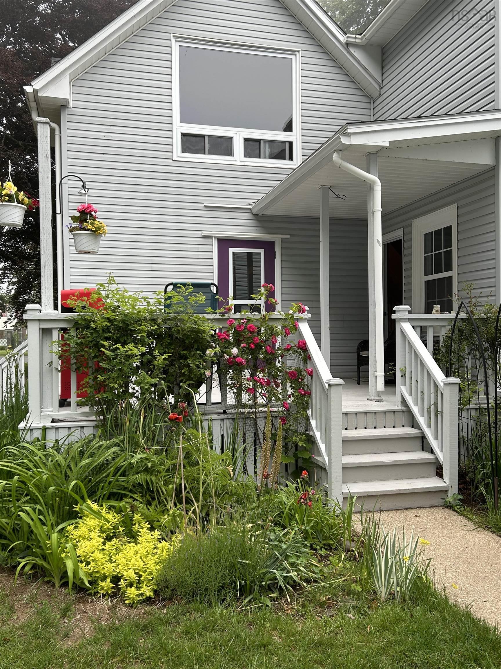 $599,999.00: 607 St.George Street, Annapolis Royal