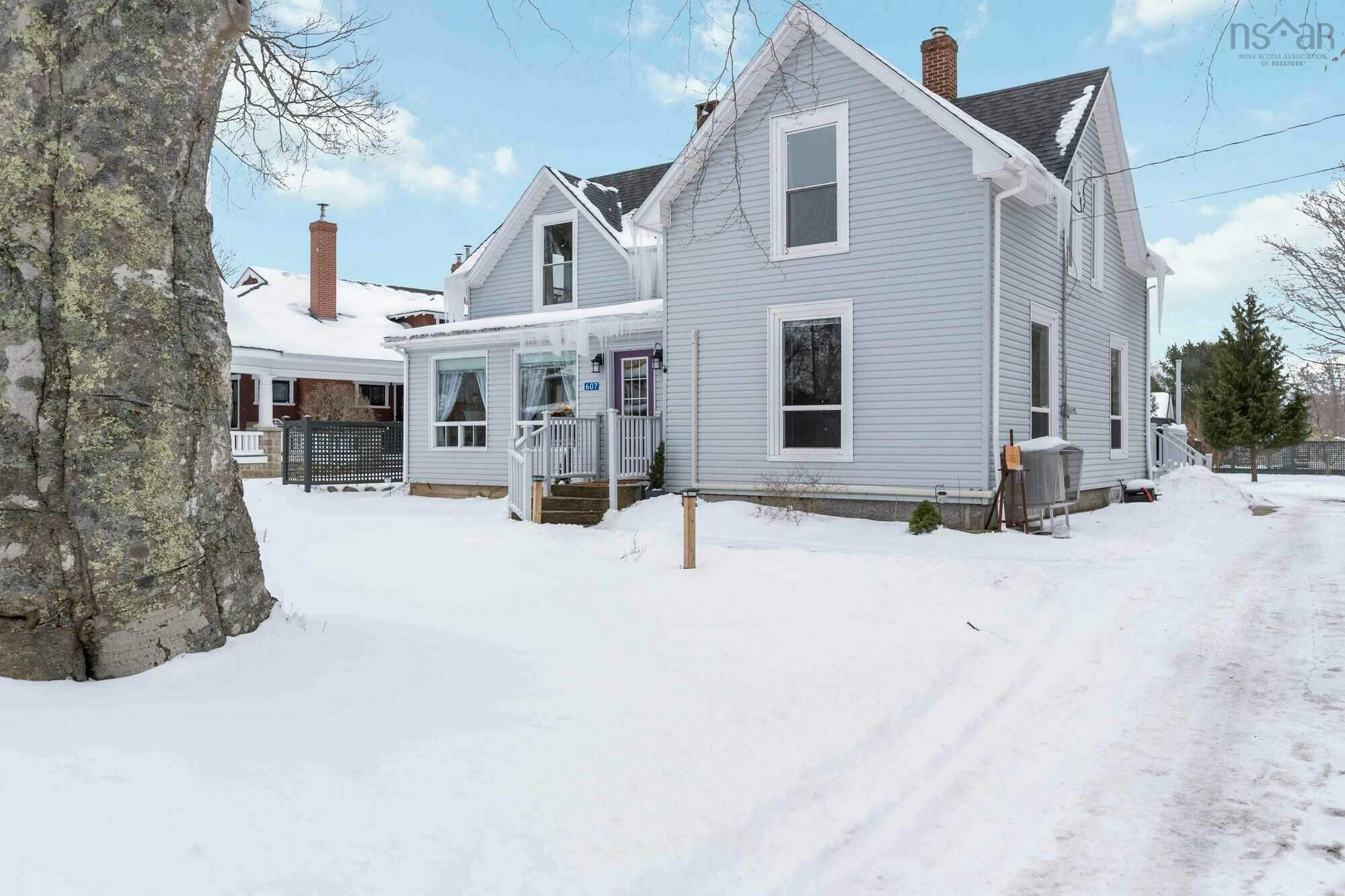 $599,999.00: 607 St.George Street, Annapolis Royal