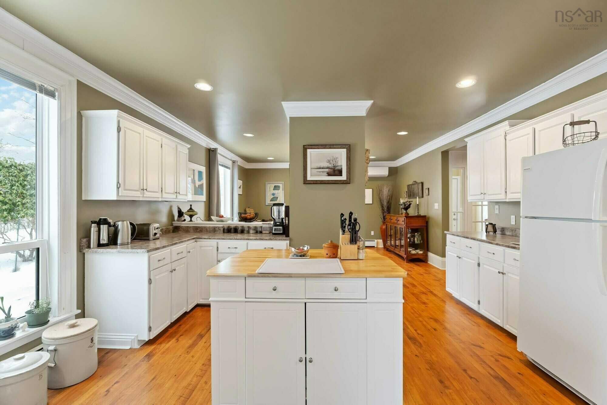 $599,999.00: 607 St.George Street, Annapolis Royal