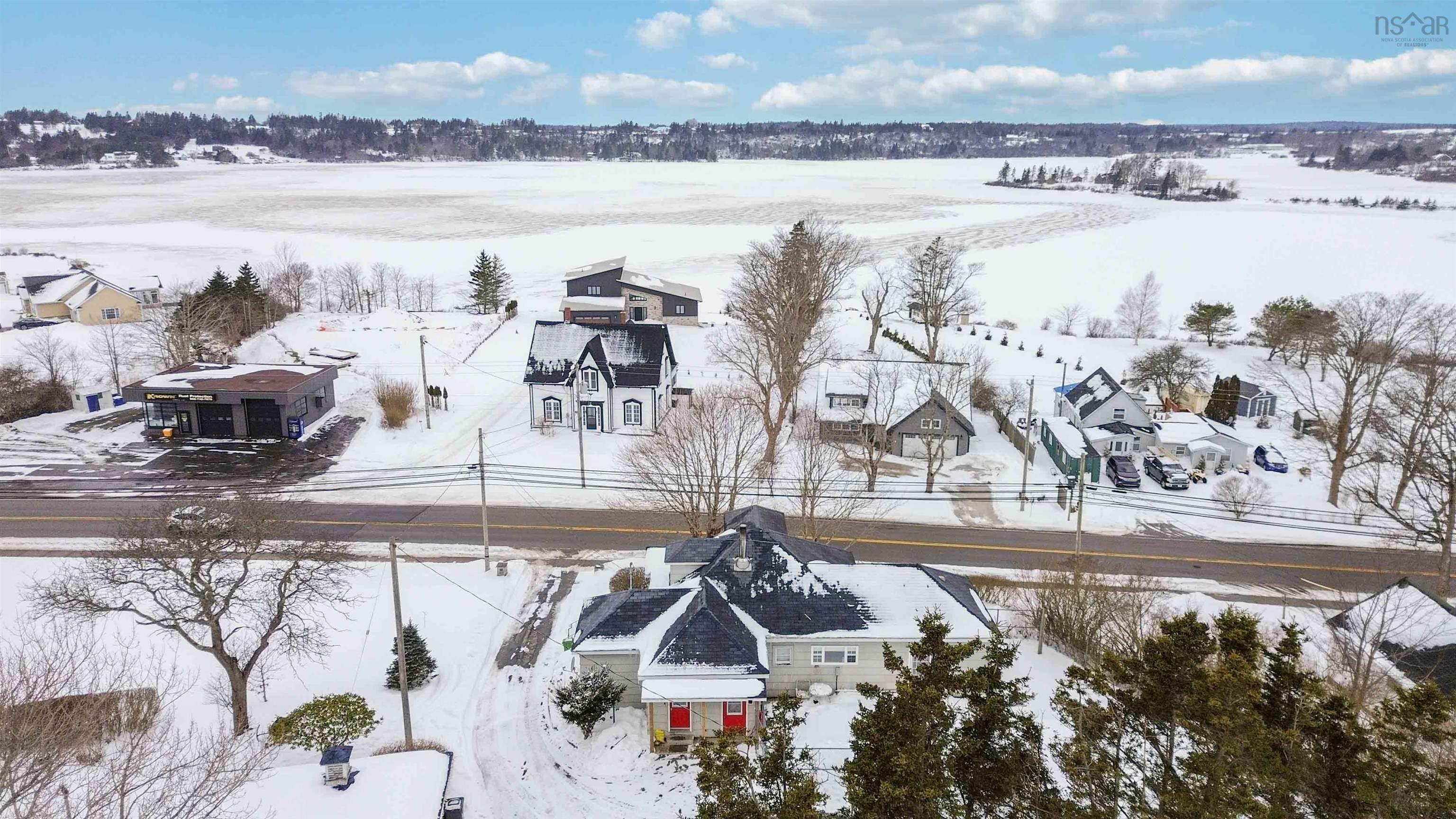 $389,000.00: 722 Highway 1, Hebron