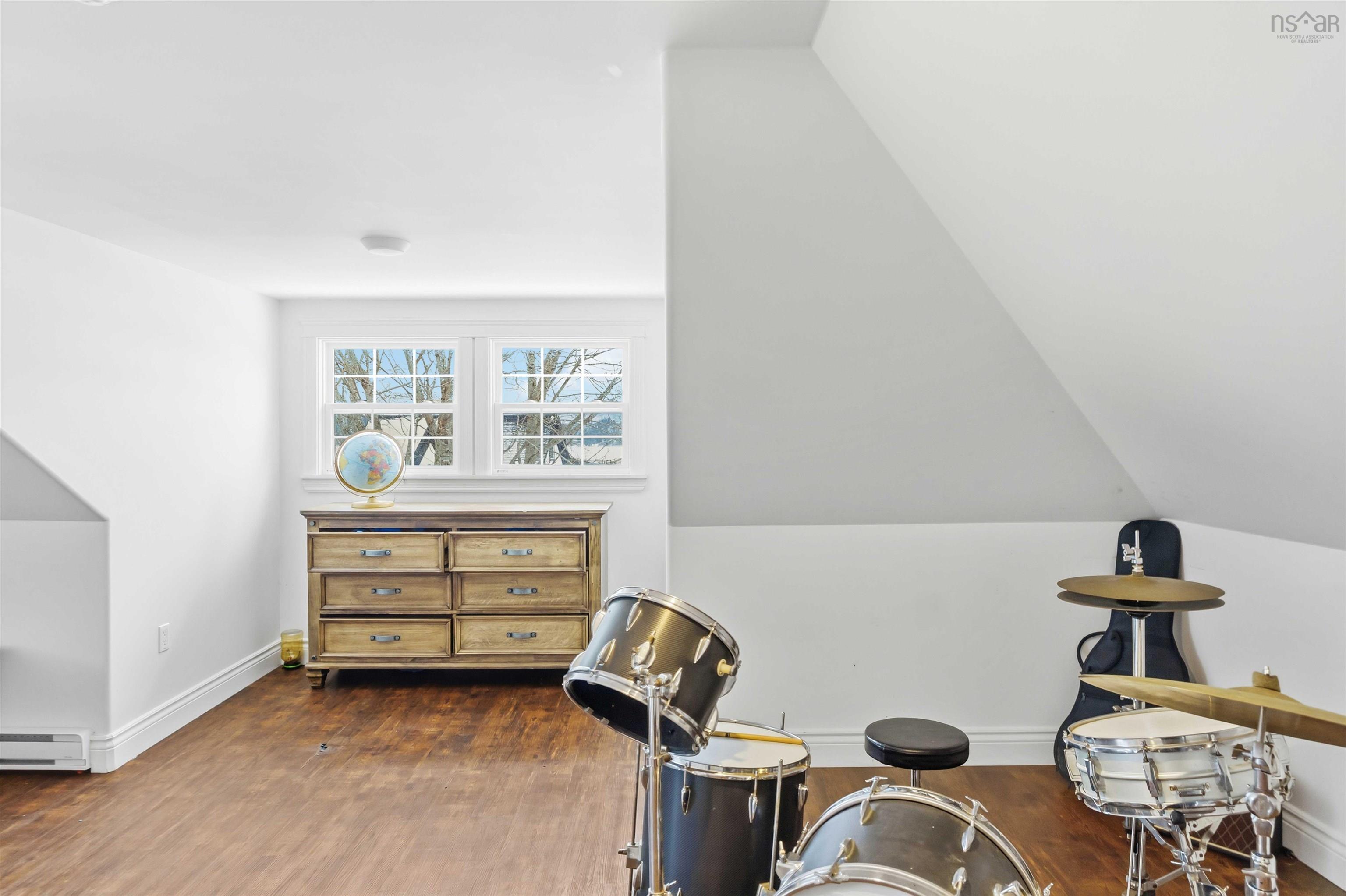 $389,000.00: 722 Highway 1, Hebron