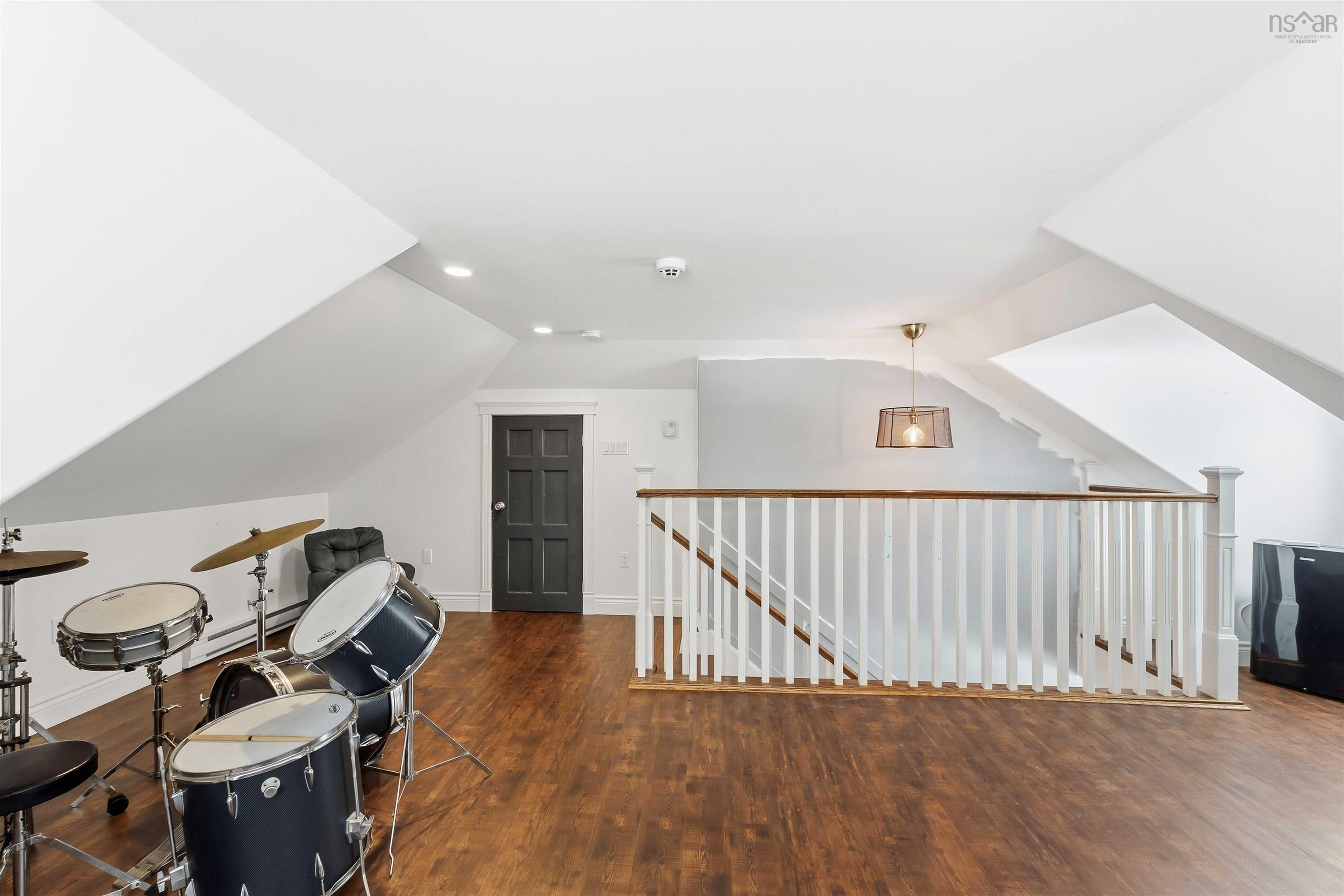 $389,000.00: 722 Highway 1, Hebron