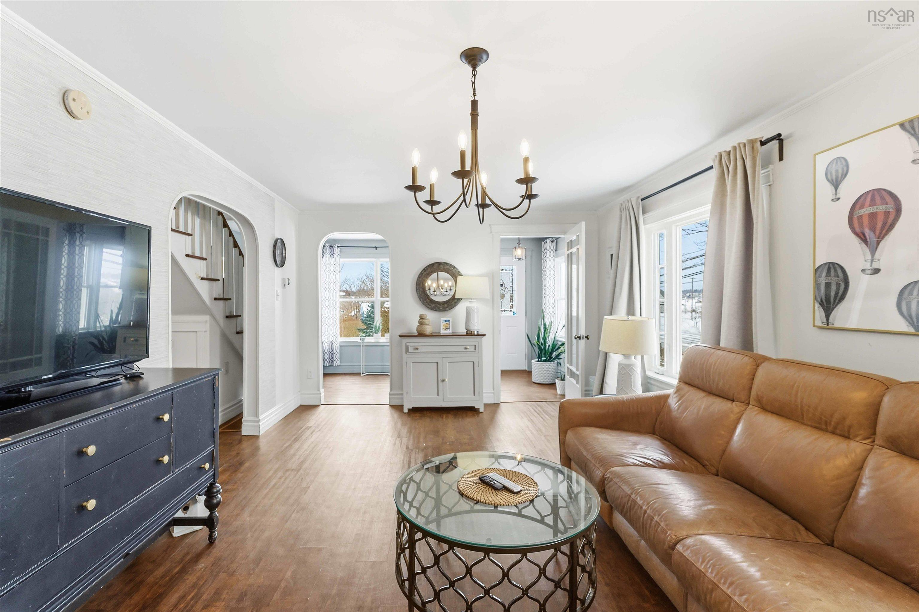 $389,000.00: 722 Highway 1, Hebron