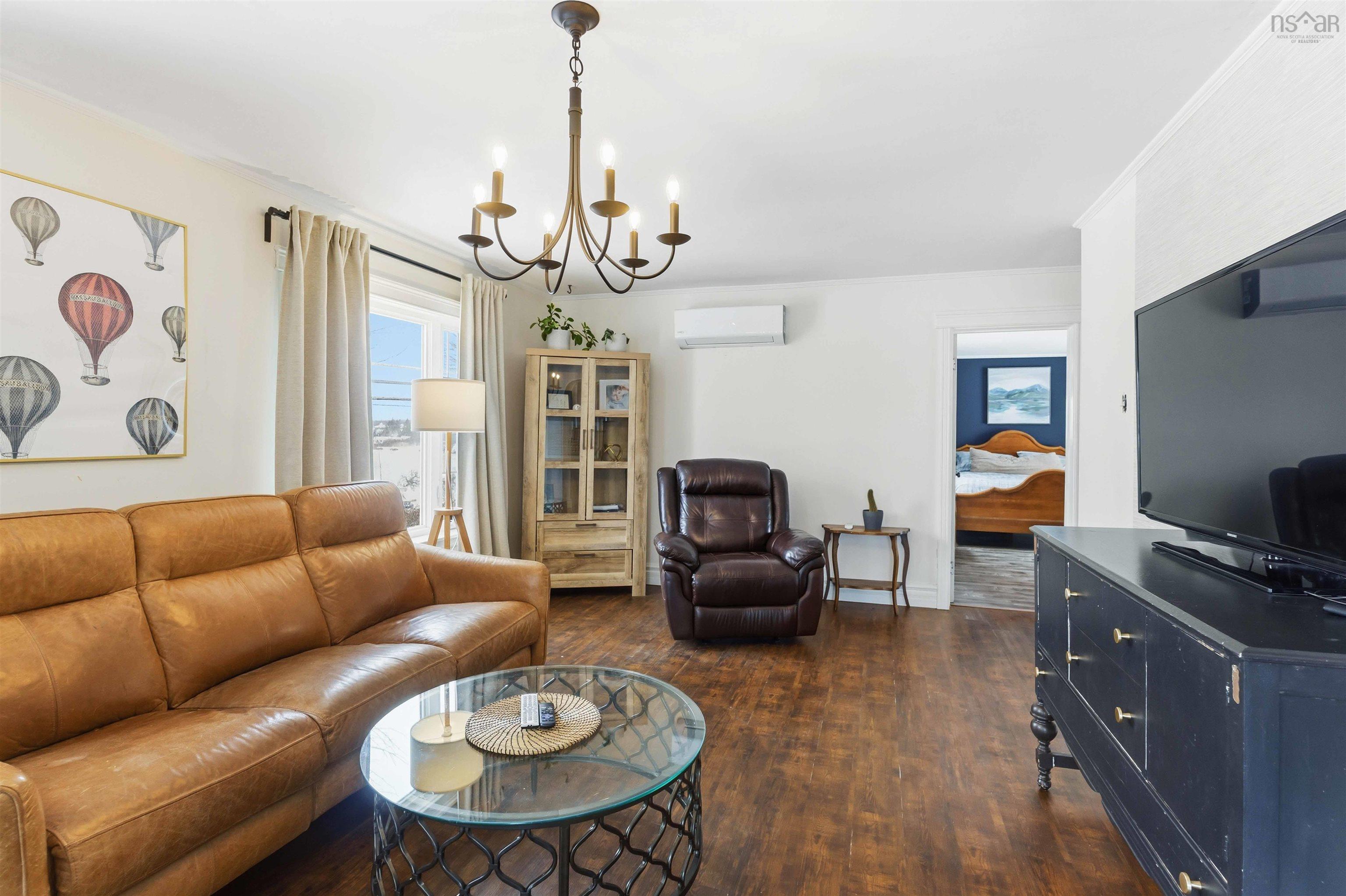 $389,000.00: 722 Highway 1, Hebron