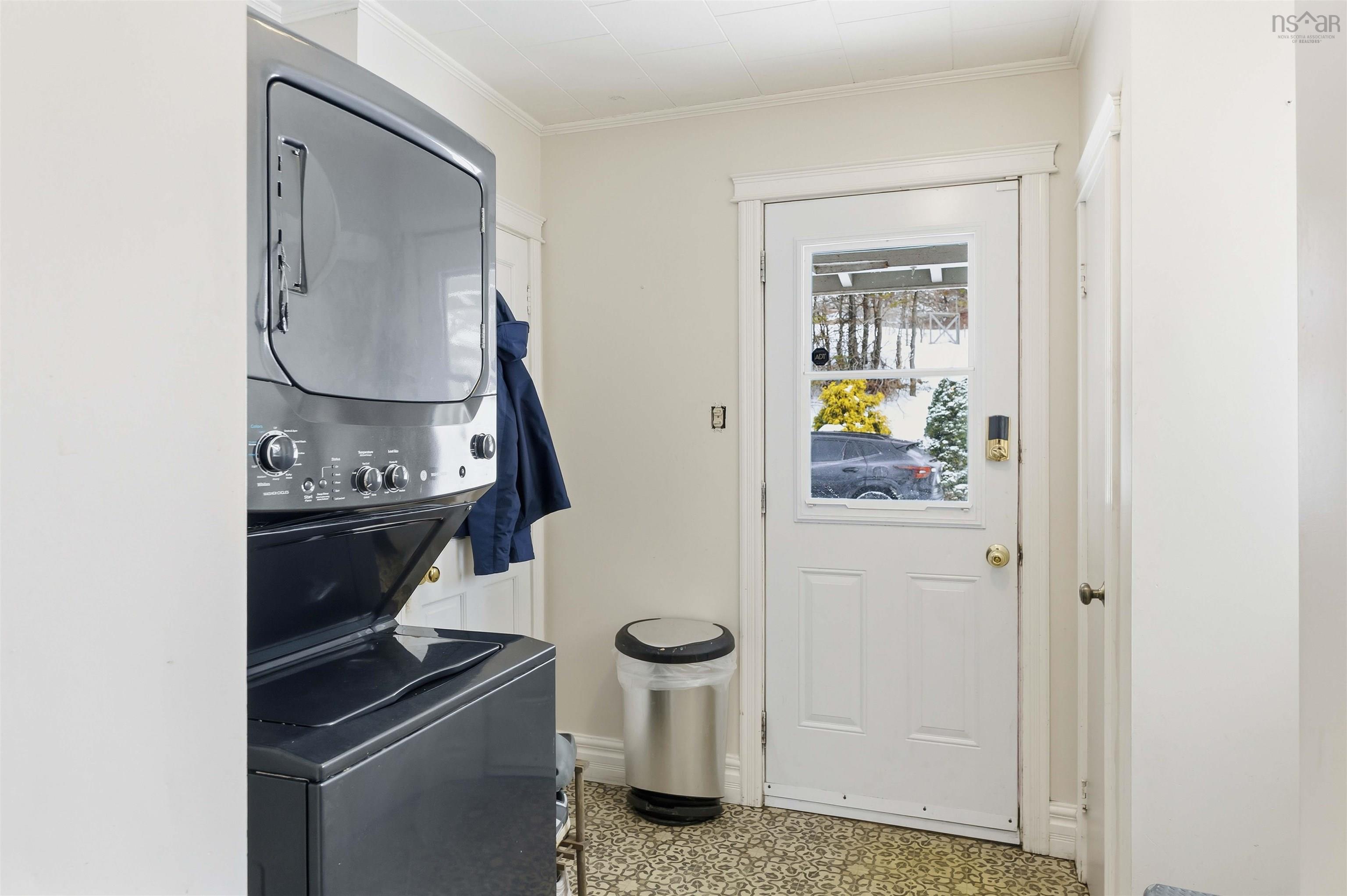 $389,000.00: 722 Highway 1, Hebron