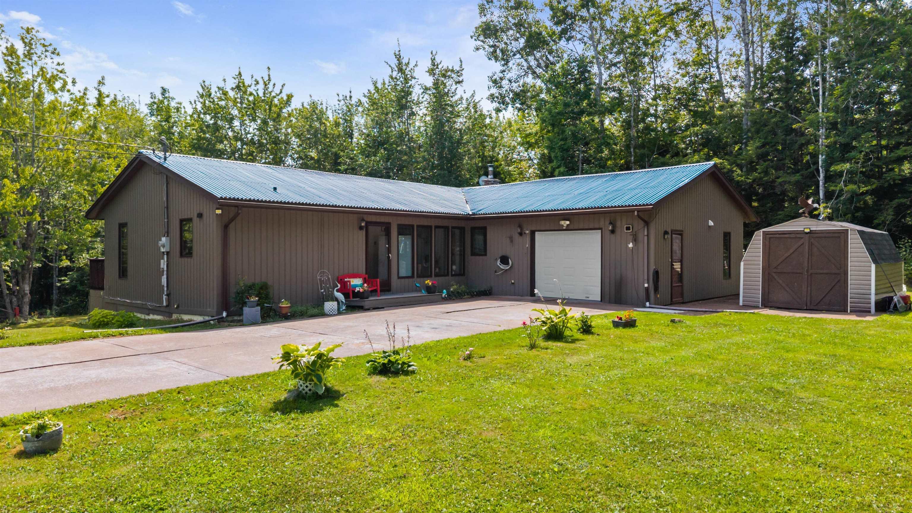 $532,000.00: 275 Harris Road, Haliburton