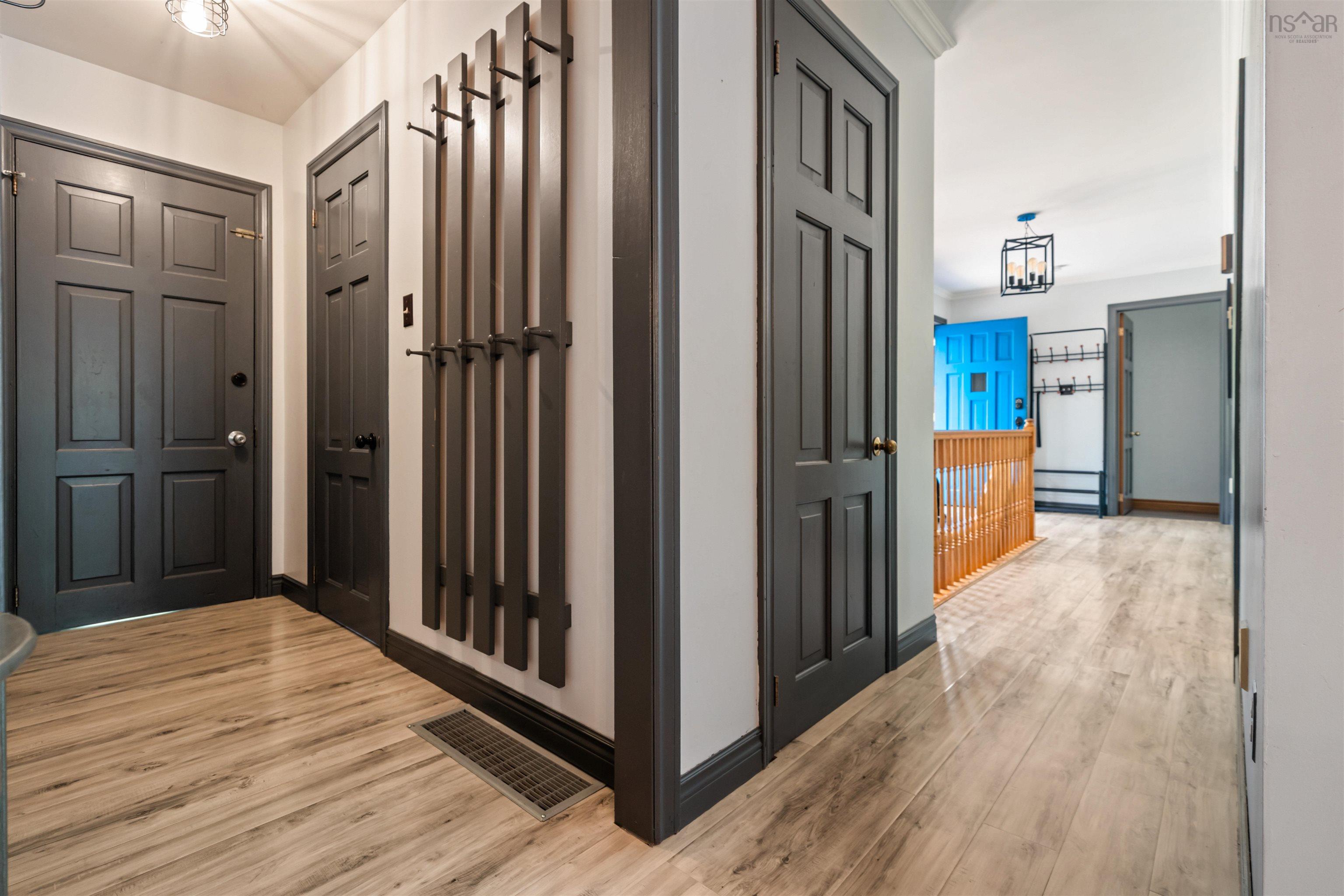 $532,000.00: 275 Harris Road, Haliburton