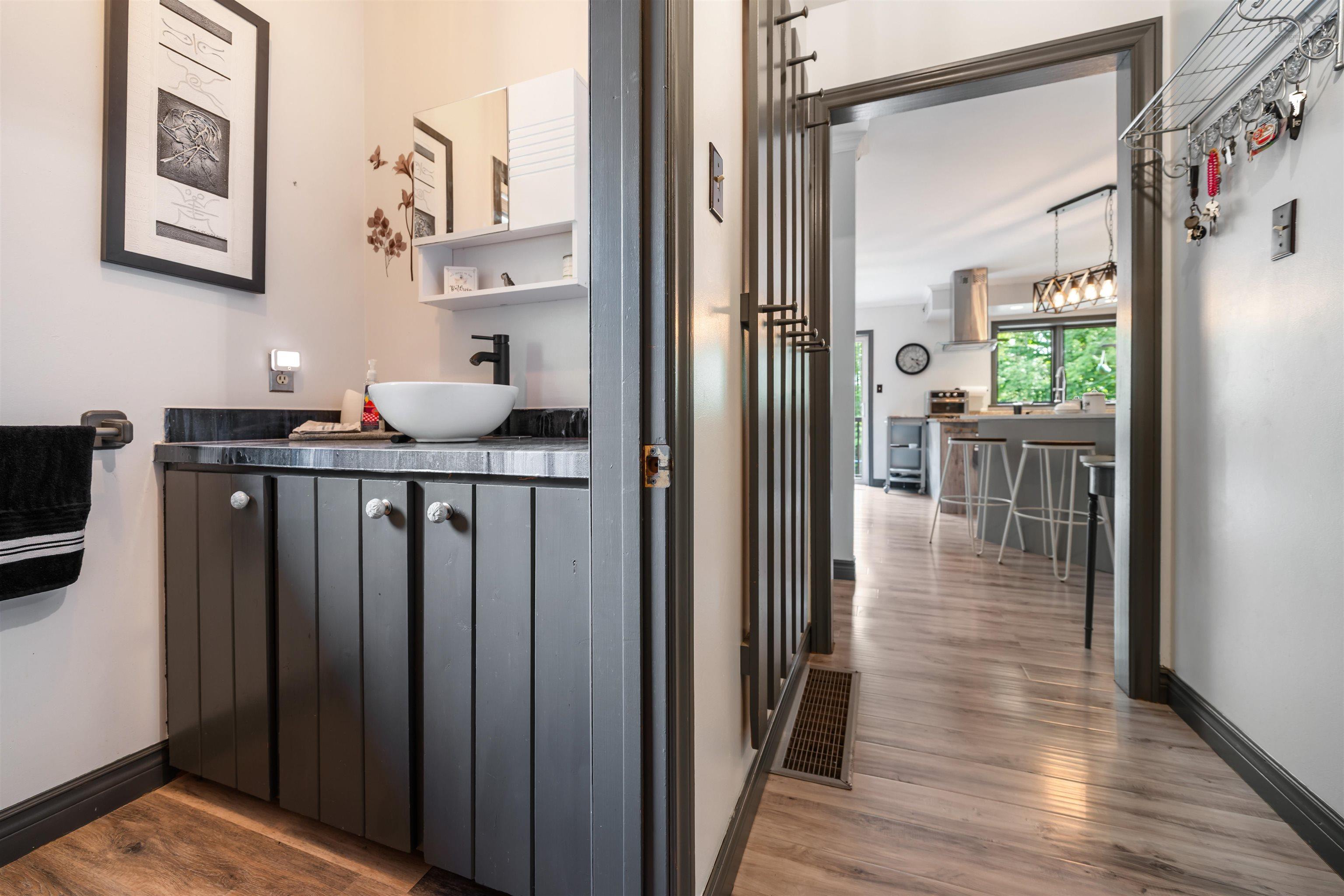 $532,000.00: 275 Harris Road, Haliburton