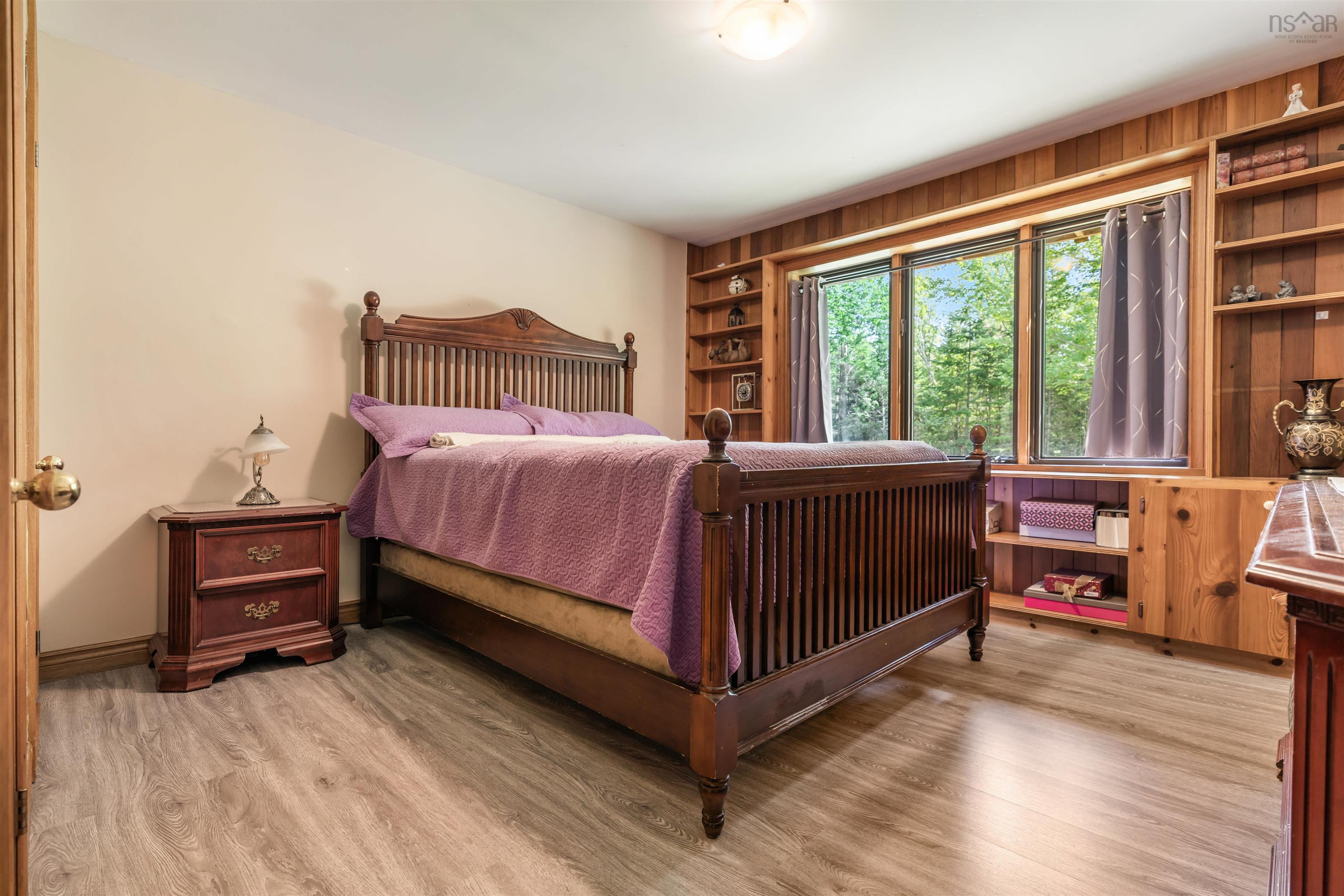 $532,000.00: 275 Harris Road, Haliburton