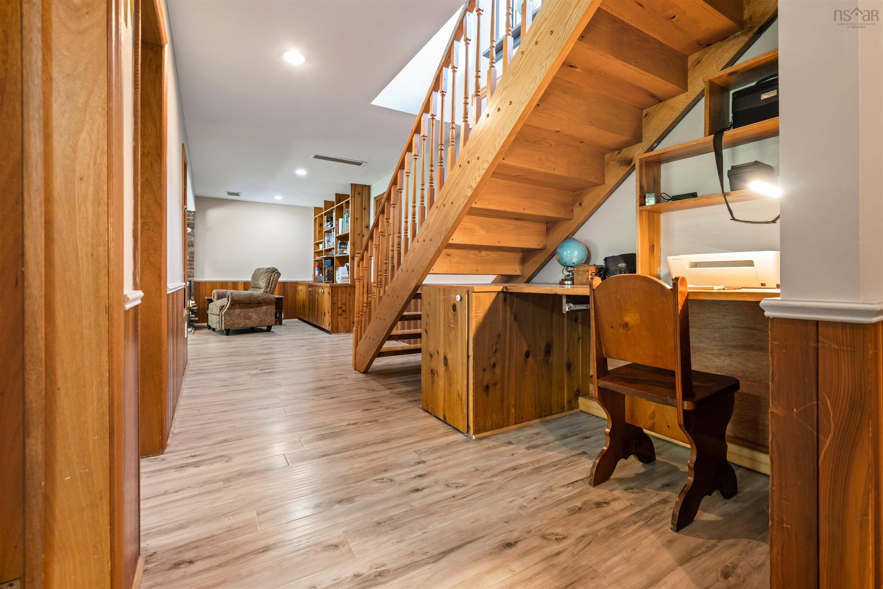 $532,000.00: 275 Harris Road, Haliburton