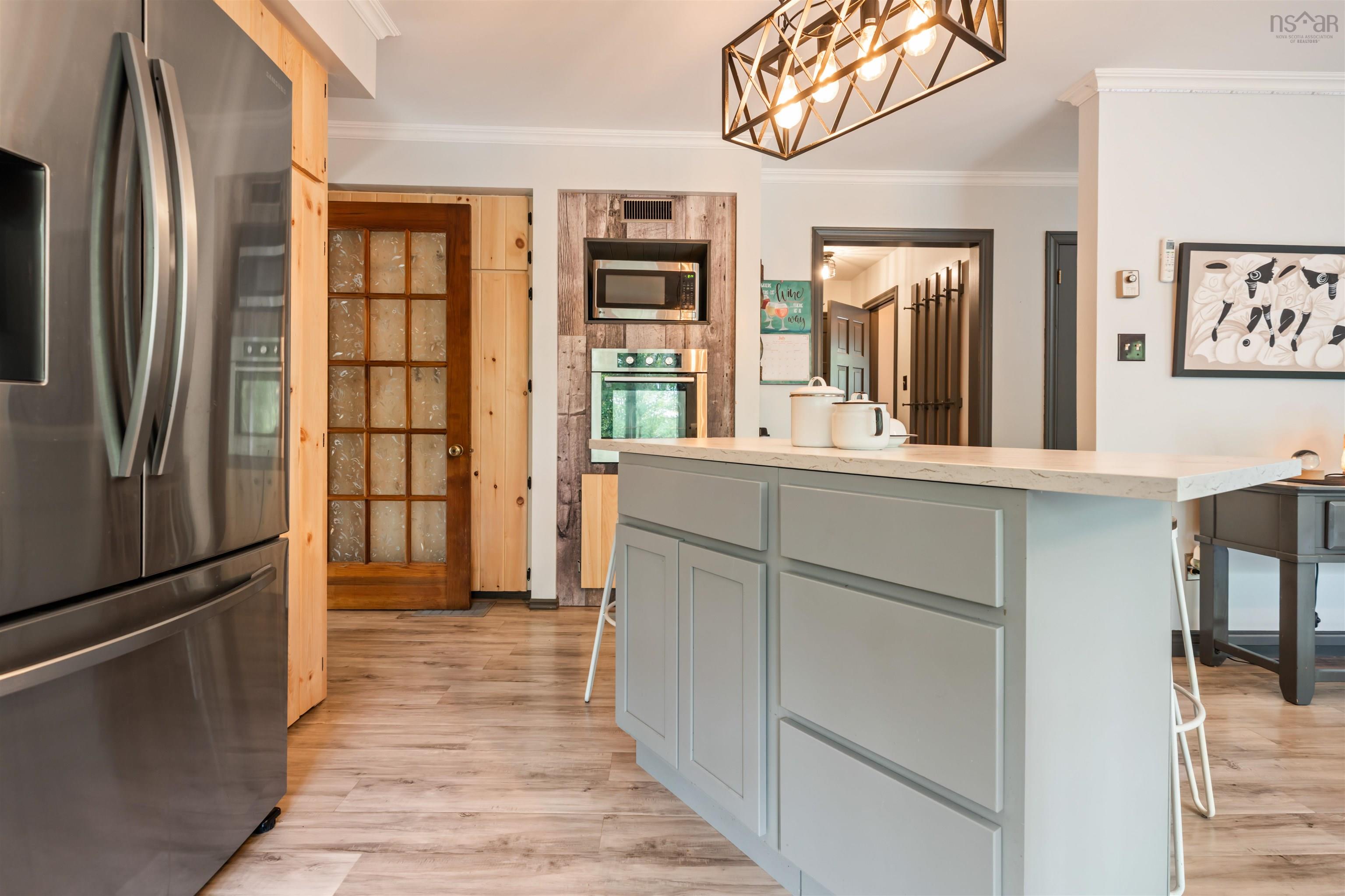 $532,000.00: 275 Harris Road, Haliburton