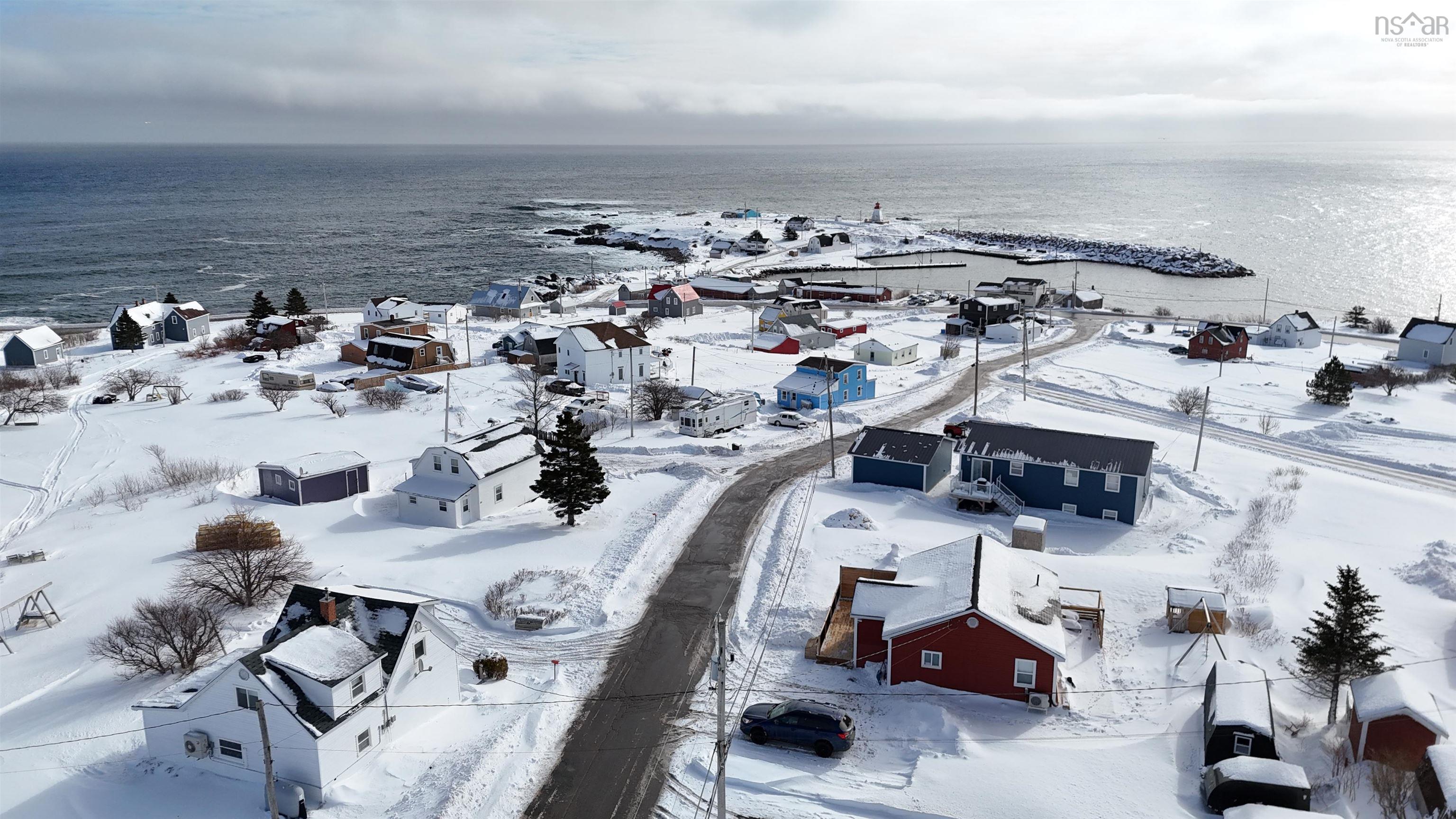 $199,000.00: 35 Ocean View, Neils Harbour