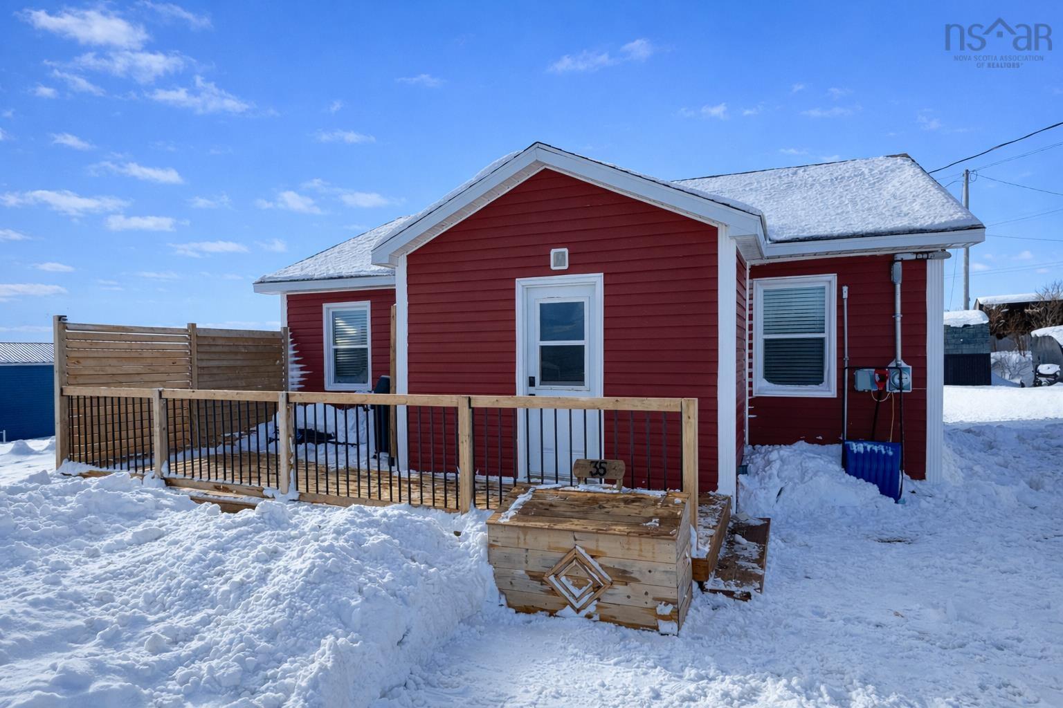 $199,000.00: 35 Ocean View, Neils Harbour