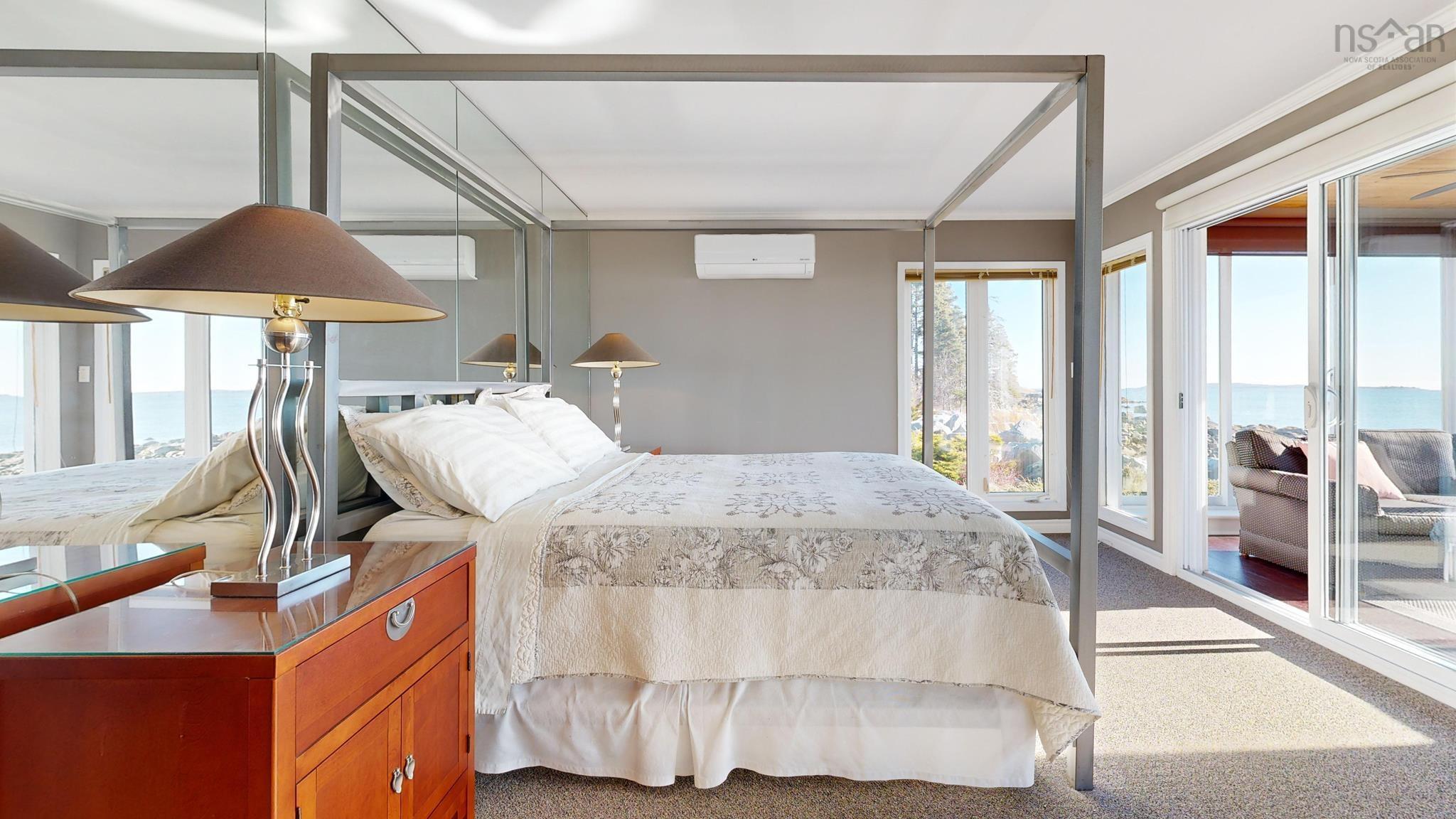 $1,100,000.00: 7343 Highway 3, Summerville Centre