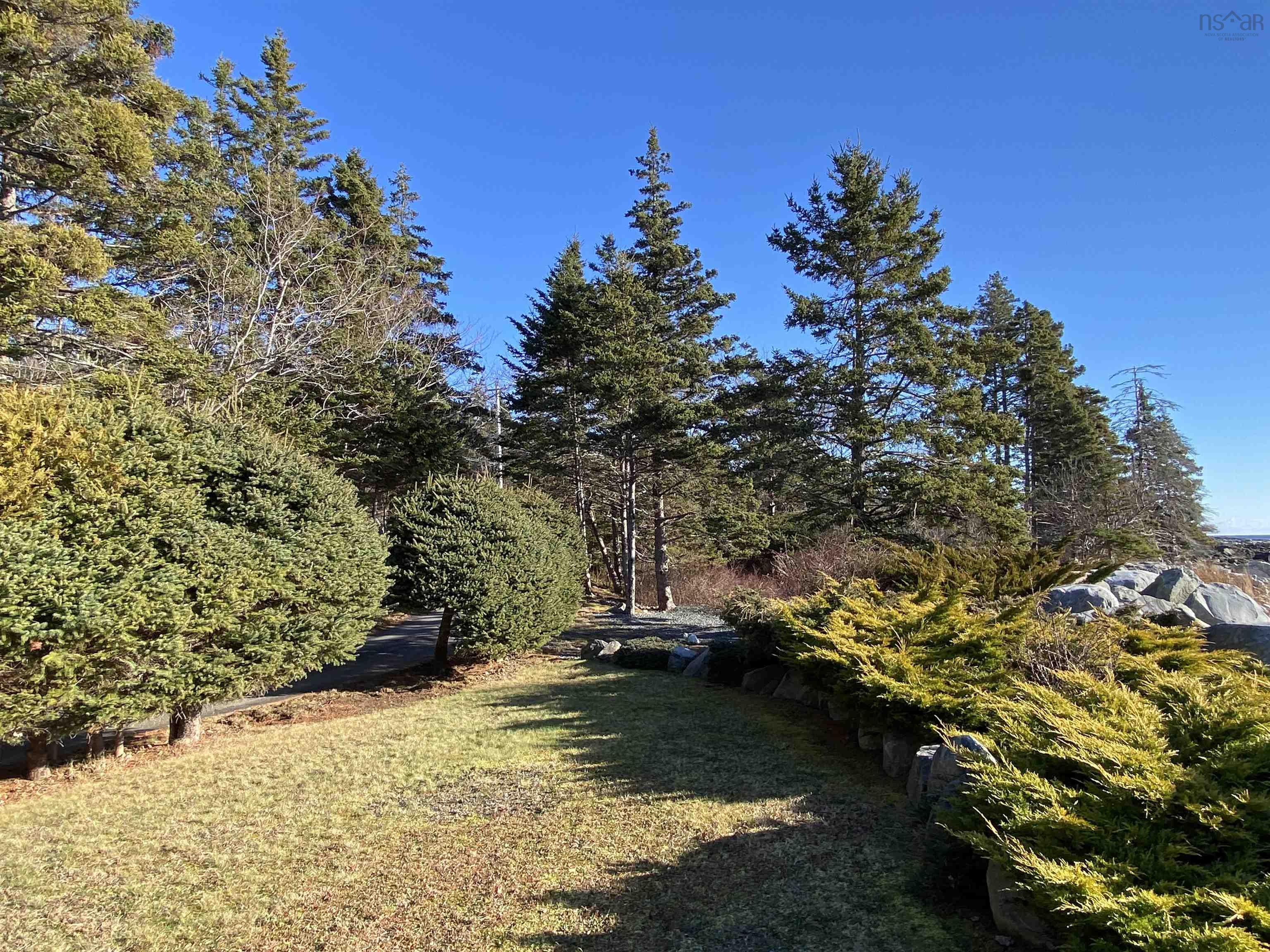 $1,100,000.00: 7343 Highway 3, Summerville Centre