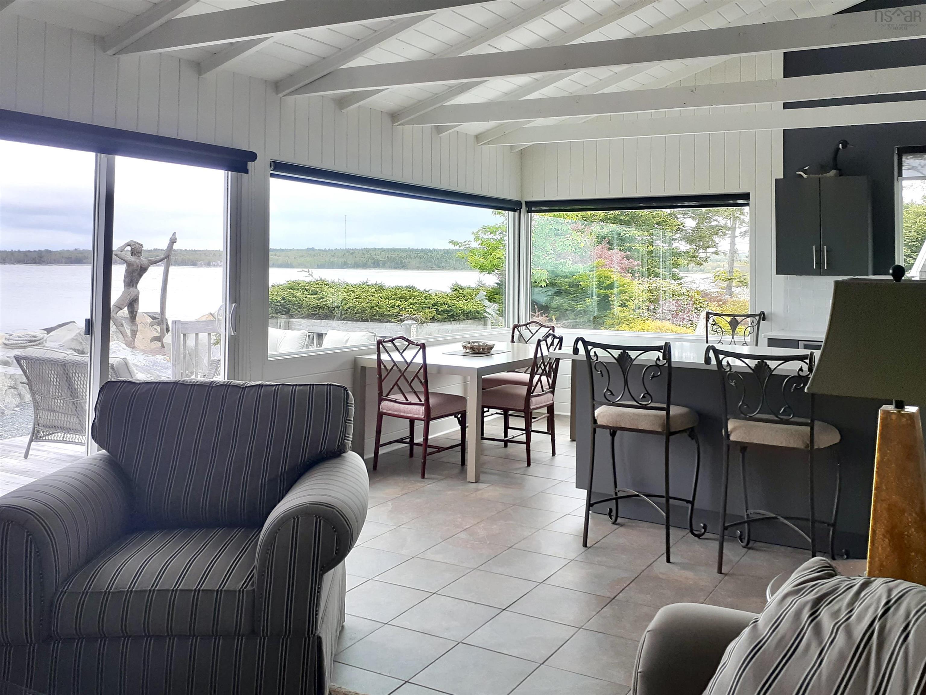 $1,100,000.00: 7343 Highway 3, Summerville Centre
