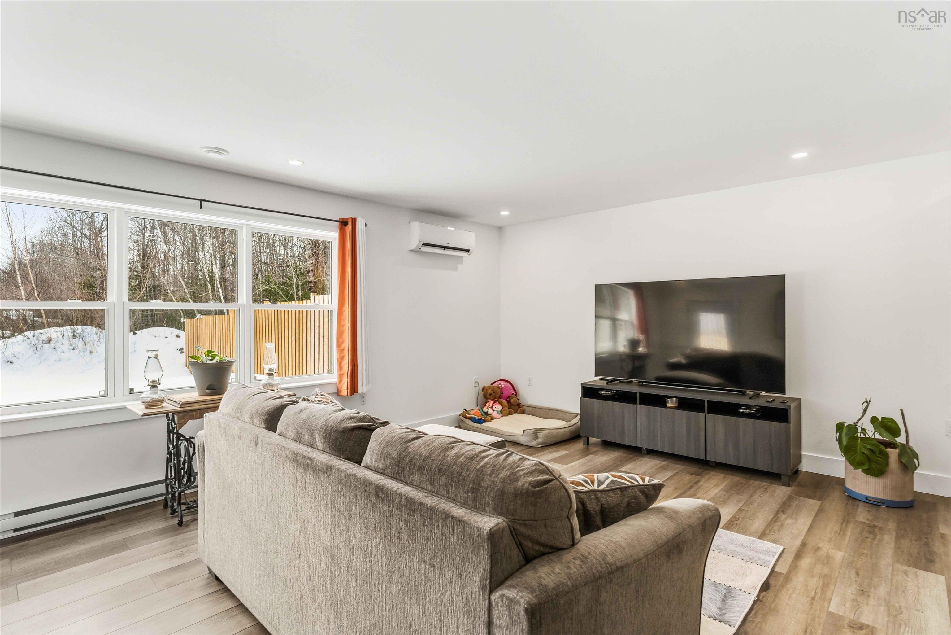 $379,900.00: 1129 Percy Court, Aylesford