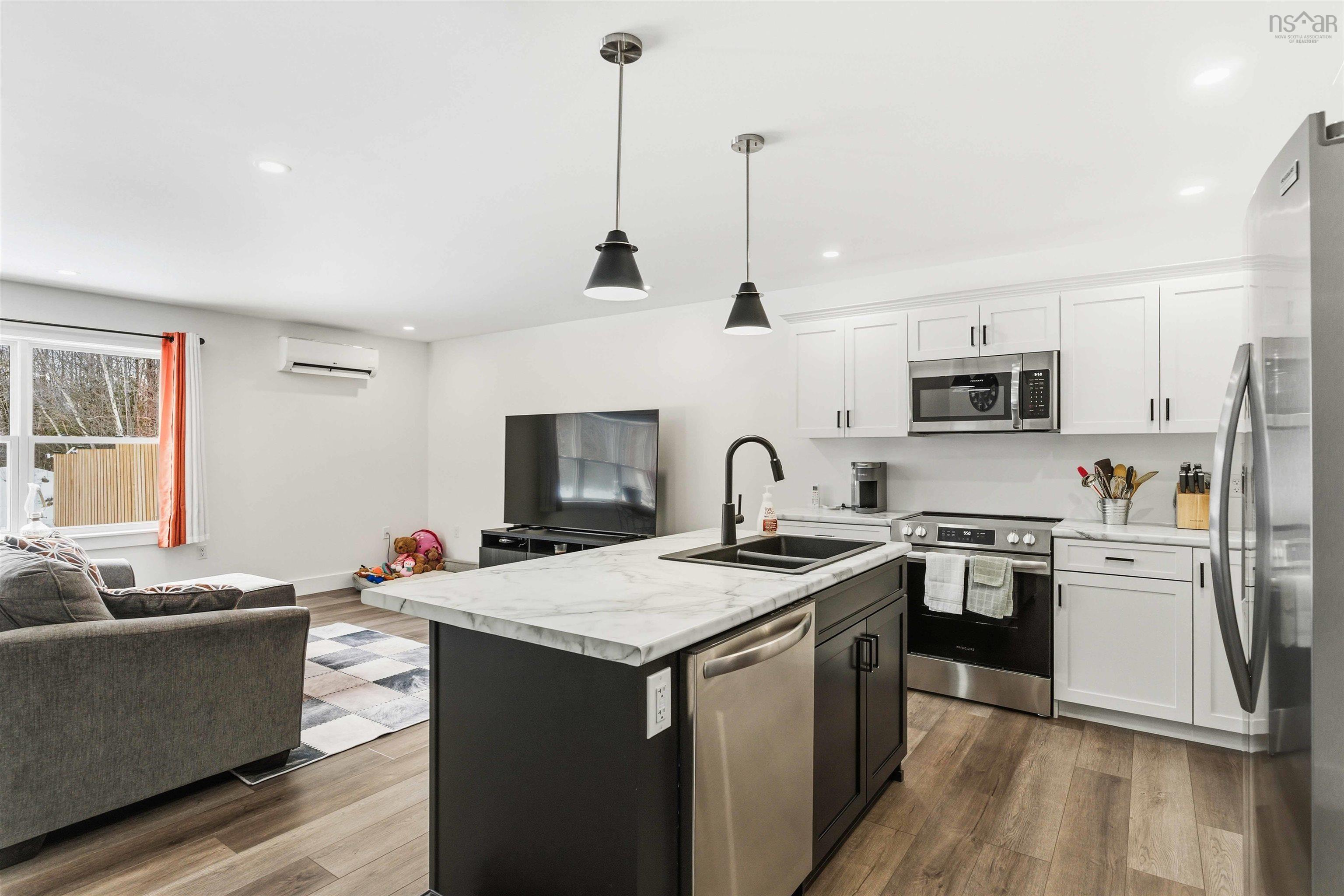 $379,900.00: 1129 Percy Court, Aylesford